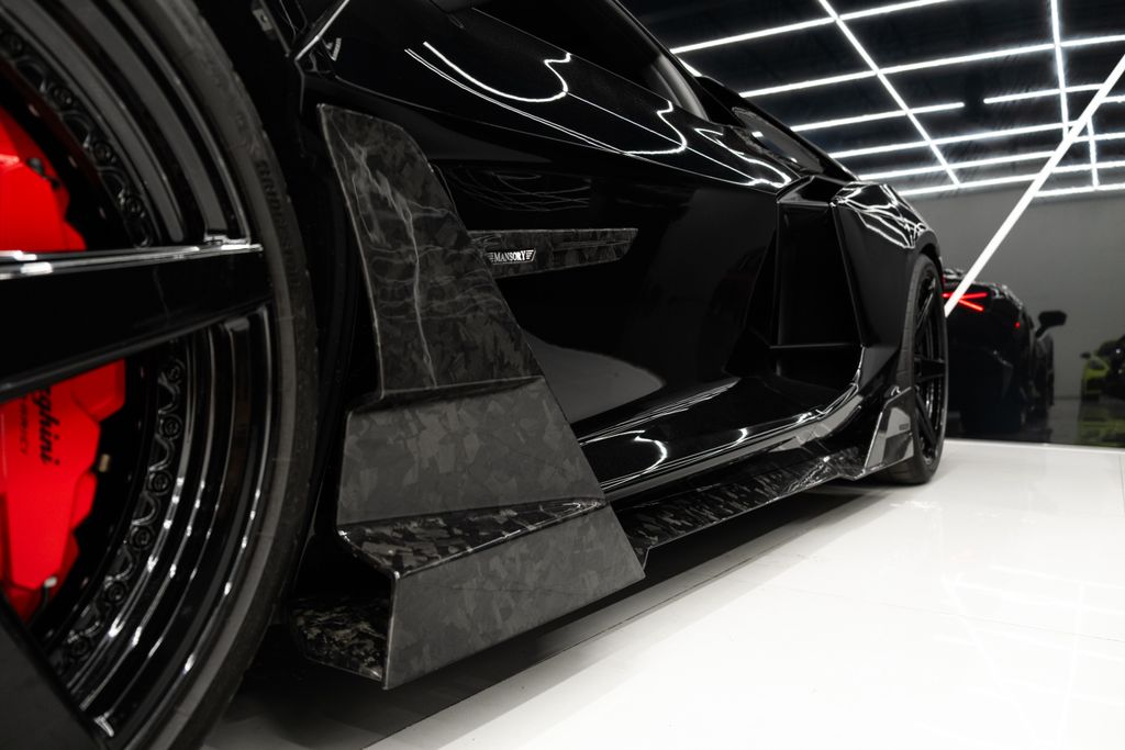 2024 Lamborghini Revuelto Base AWD