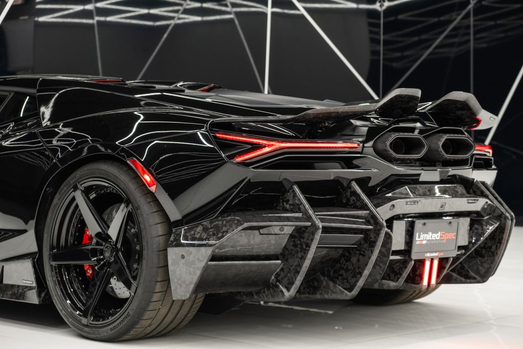 2024 Lamborghini Revuelto Base AWD