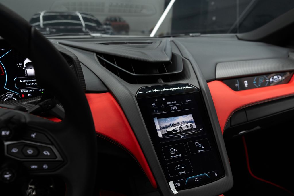 2024 Lamborghini Revuelto Base AWD