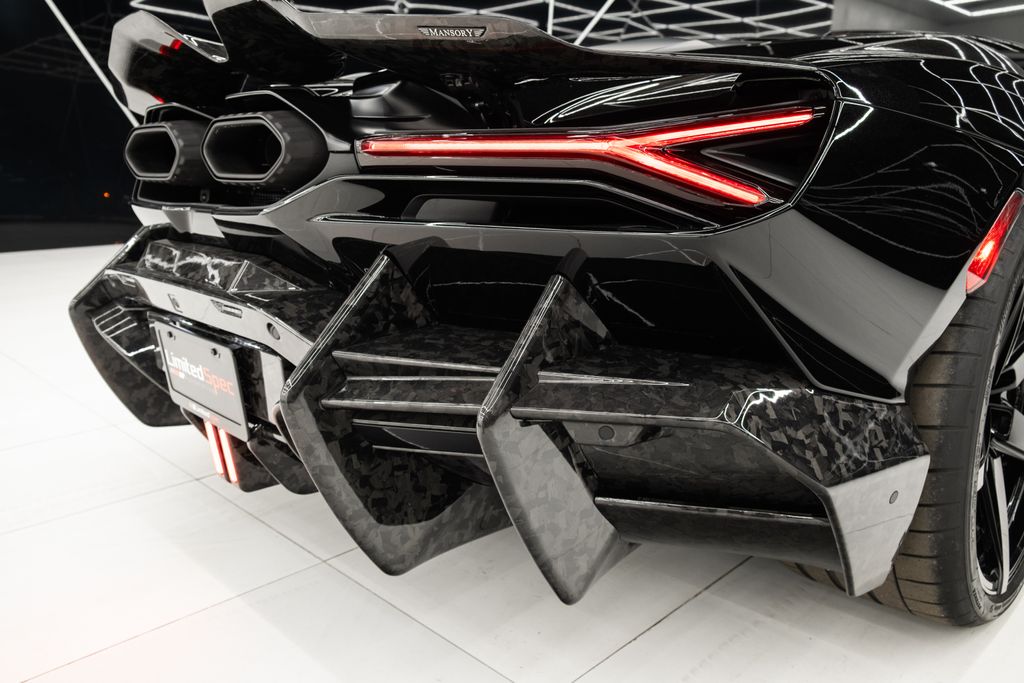 2024 Lamborghini Revuelto Base AWD