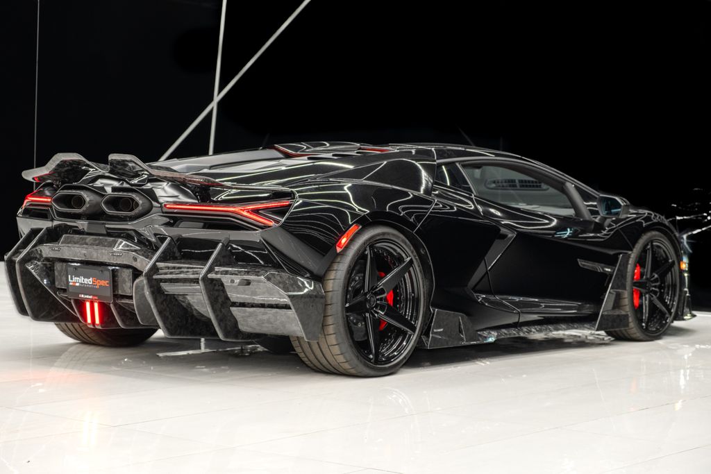 2024 Lamborghini Revuelto Base AWD