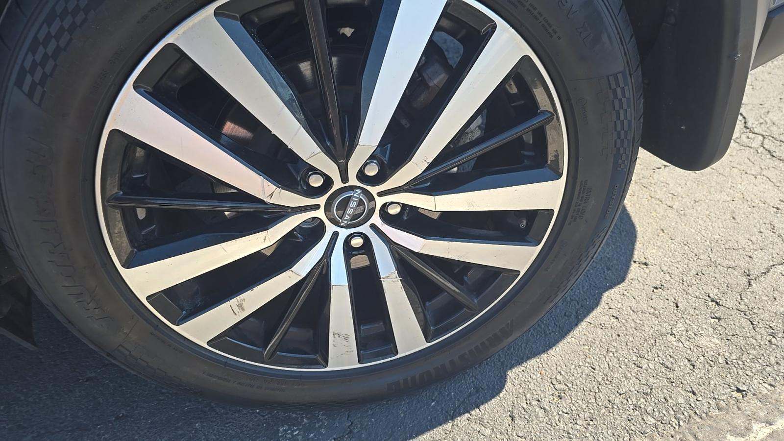 2024 Nissan Pathfinder Platinum AWD