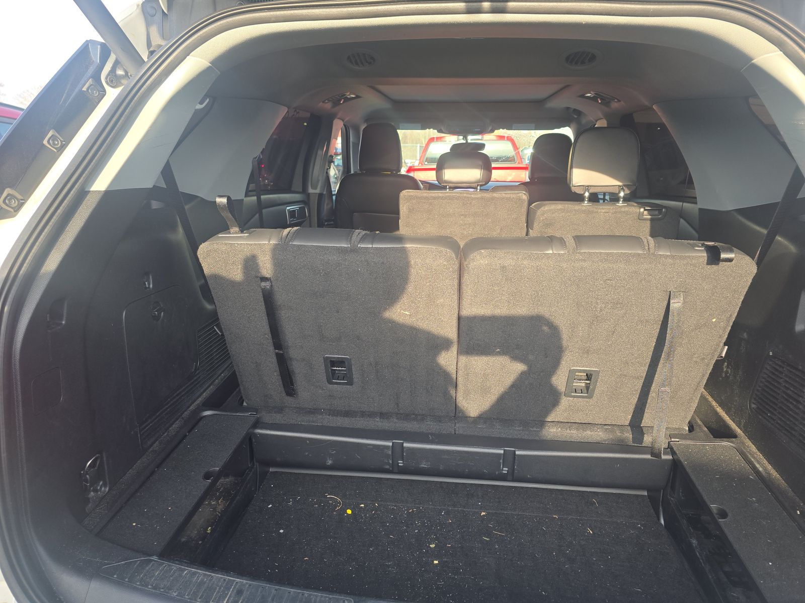 2023 Ford Explorer XLT AWD