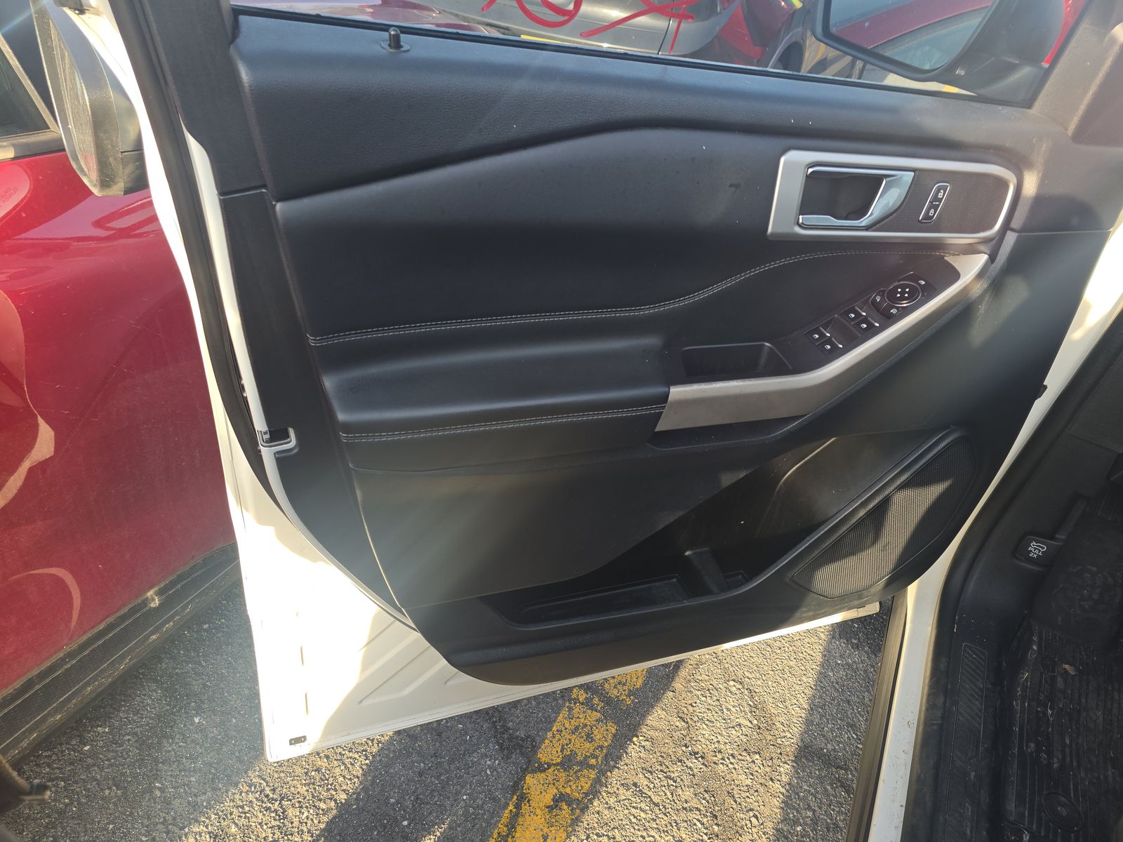 2023 Ford Explorer XLT AWD