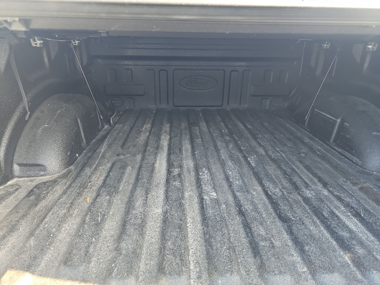 2025 Ford F-150 Hybrid Lariat AWD