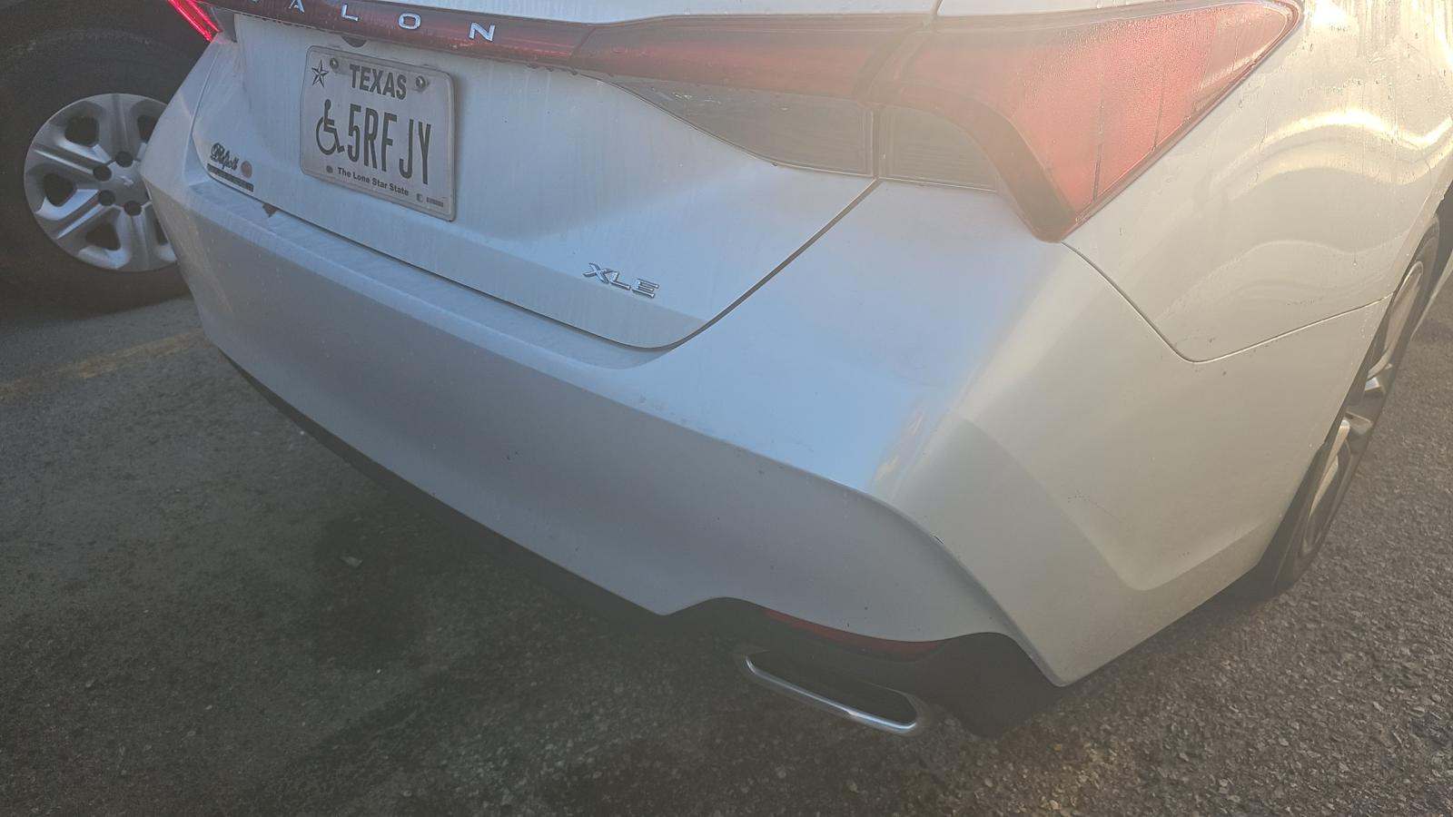 2022 Toyota Avalon XLE FWD