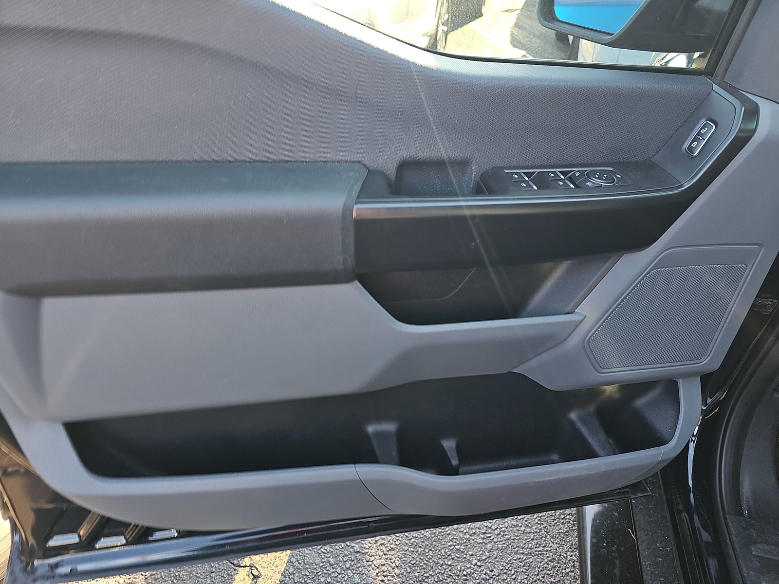 2022 Ford F-150 XL AWD