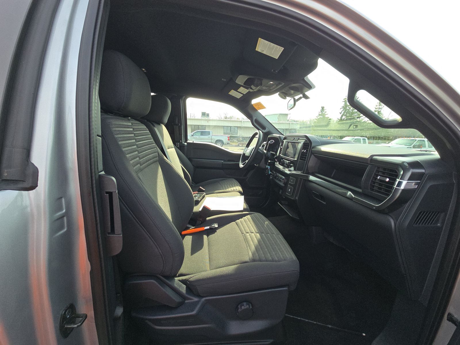 2022 Ford F-150 XL AWD