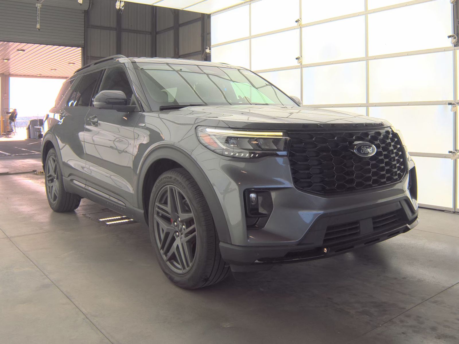 2025 Ford Explorer ST-Line RWD