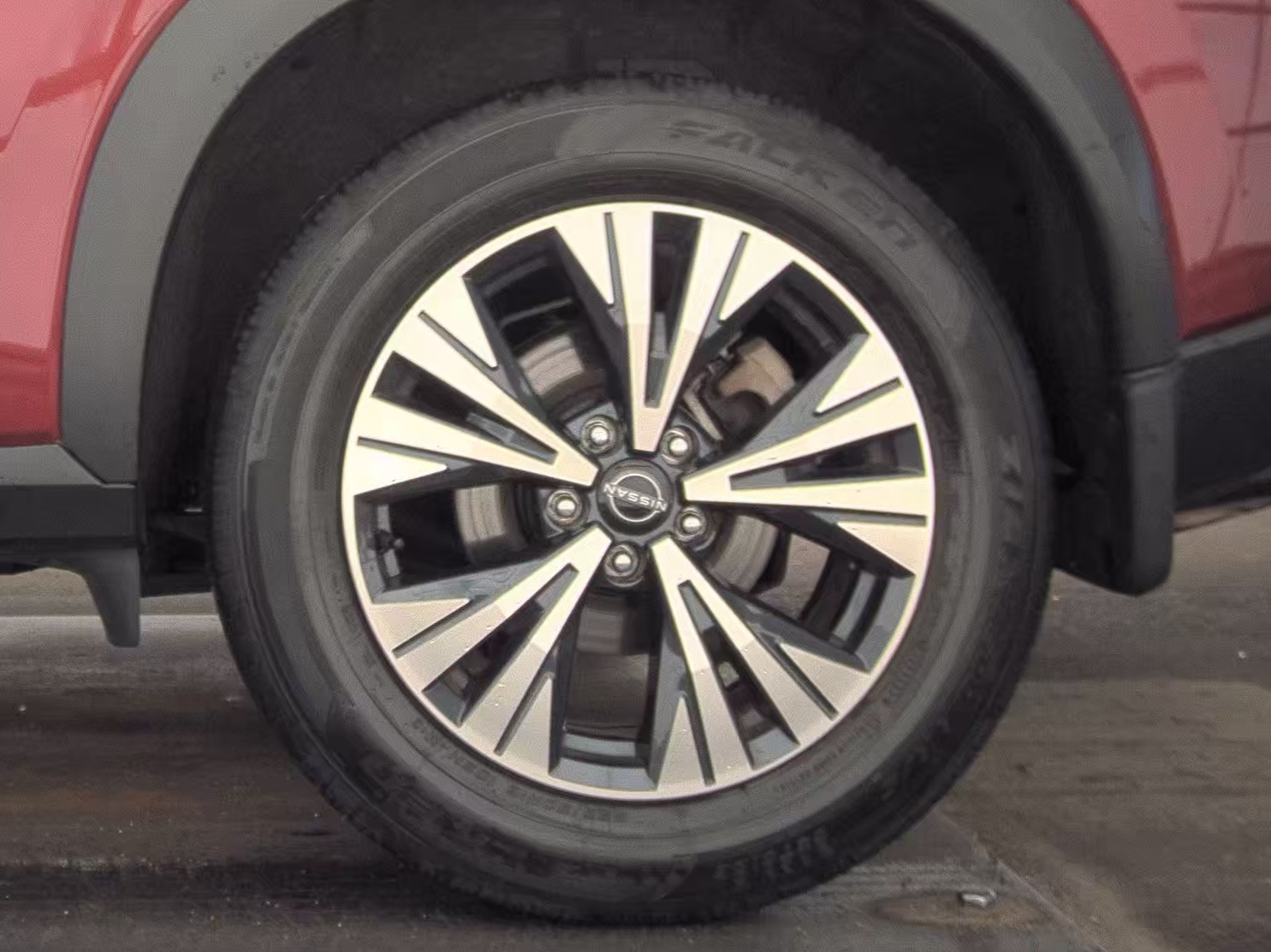 2023 Nissan Rogue SV FWD