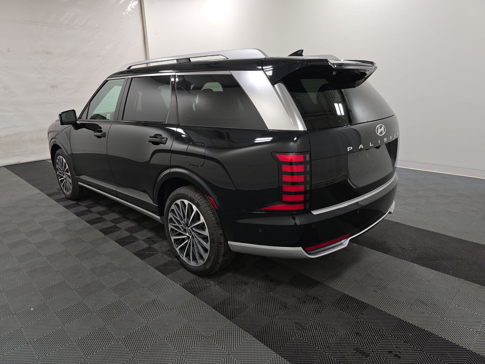 HYUNDAI CALLIGRAPH - 7