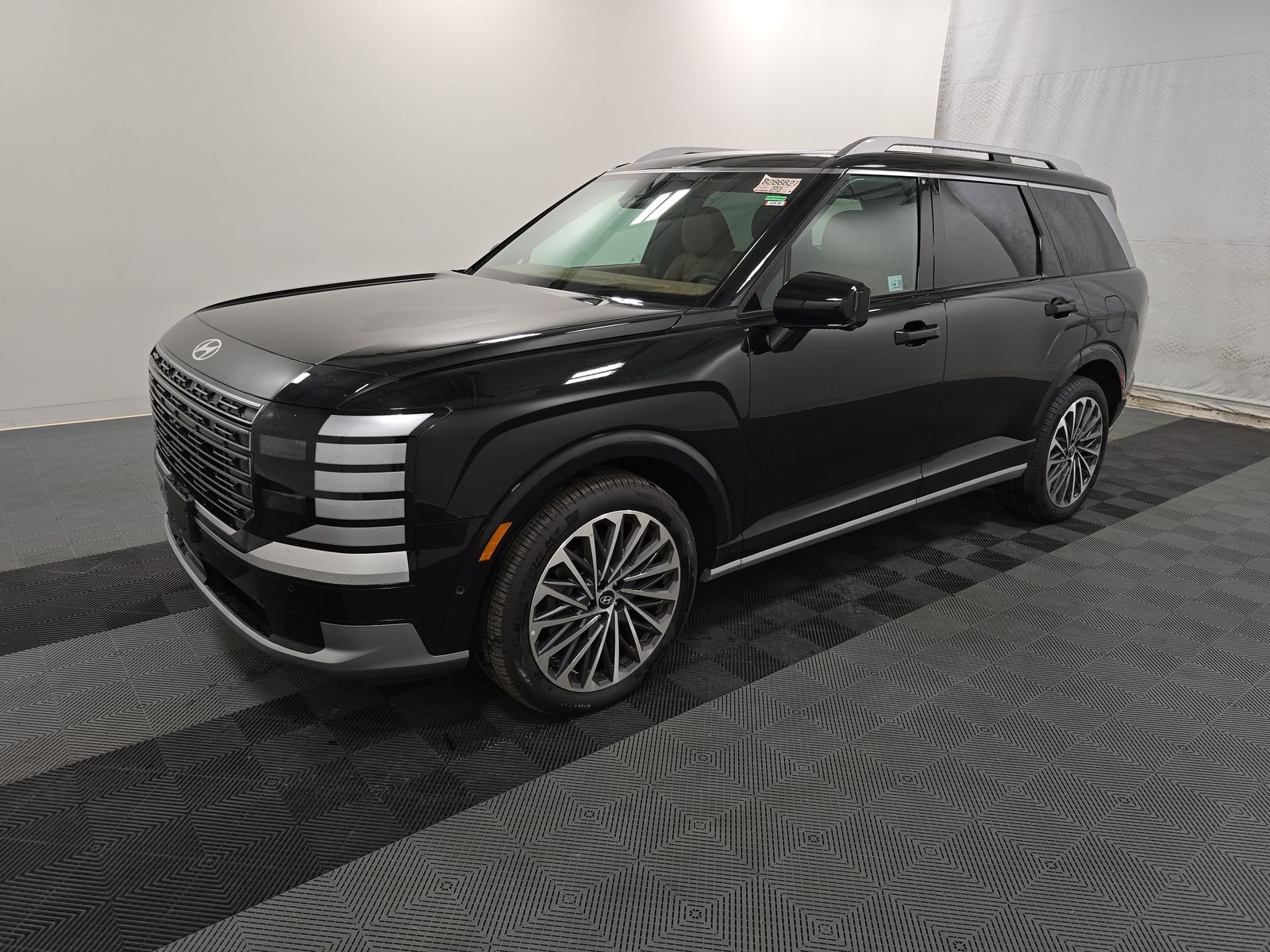 HYUNDAI CALLIGRAPH - 1