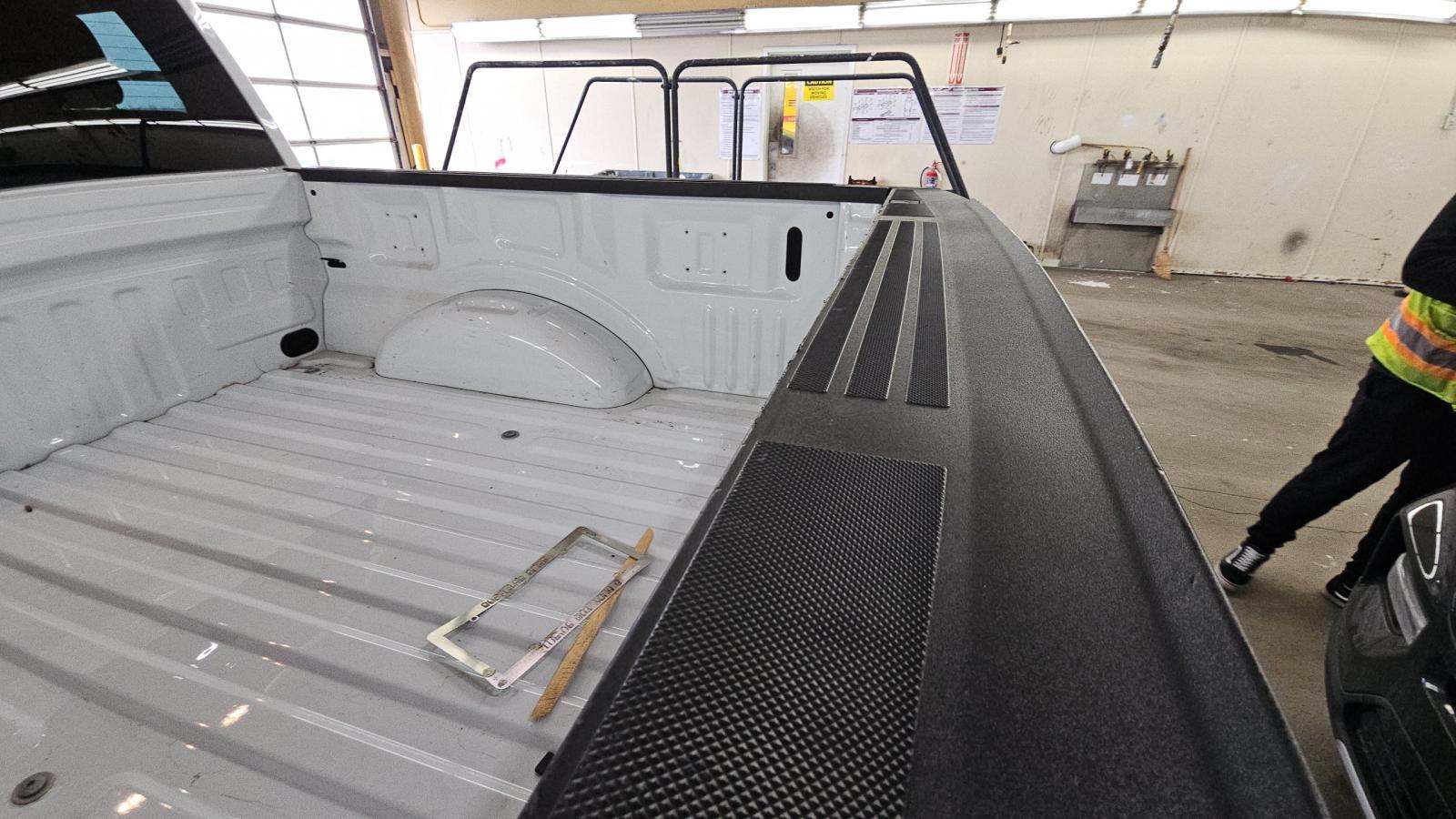 2023 Ford F-150 XL AWD