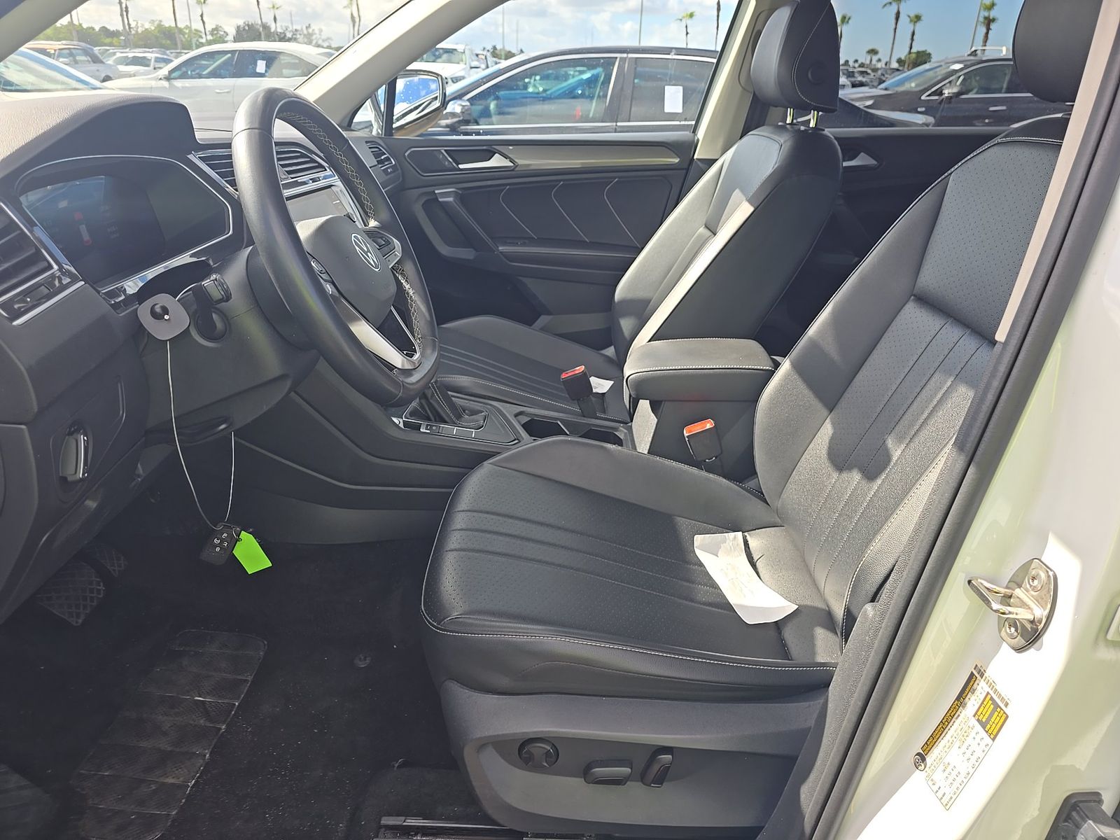 2024 Volkswagen Tiguan 2.0T SE FWD