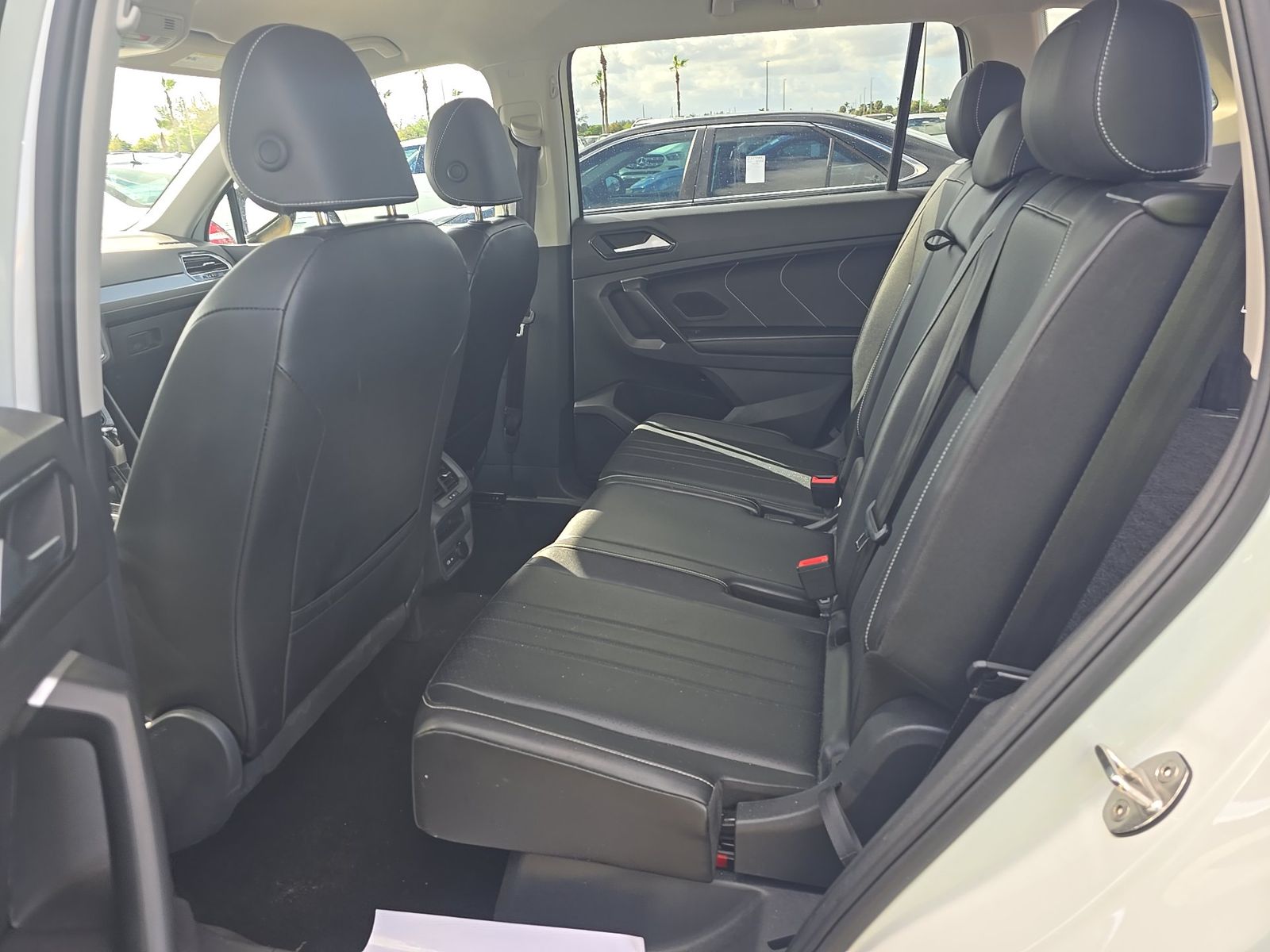 2024 Volkswagen Tiguan 2.0T SE FWD