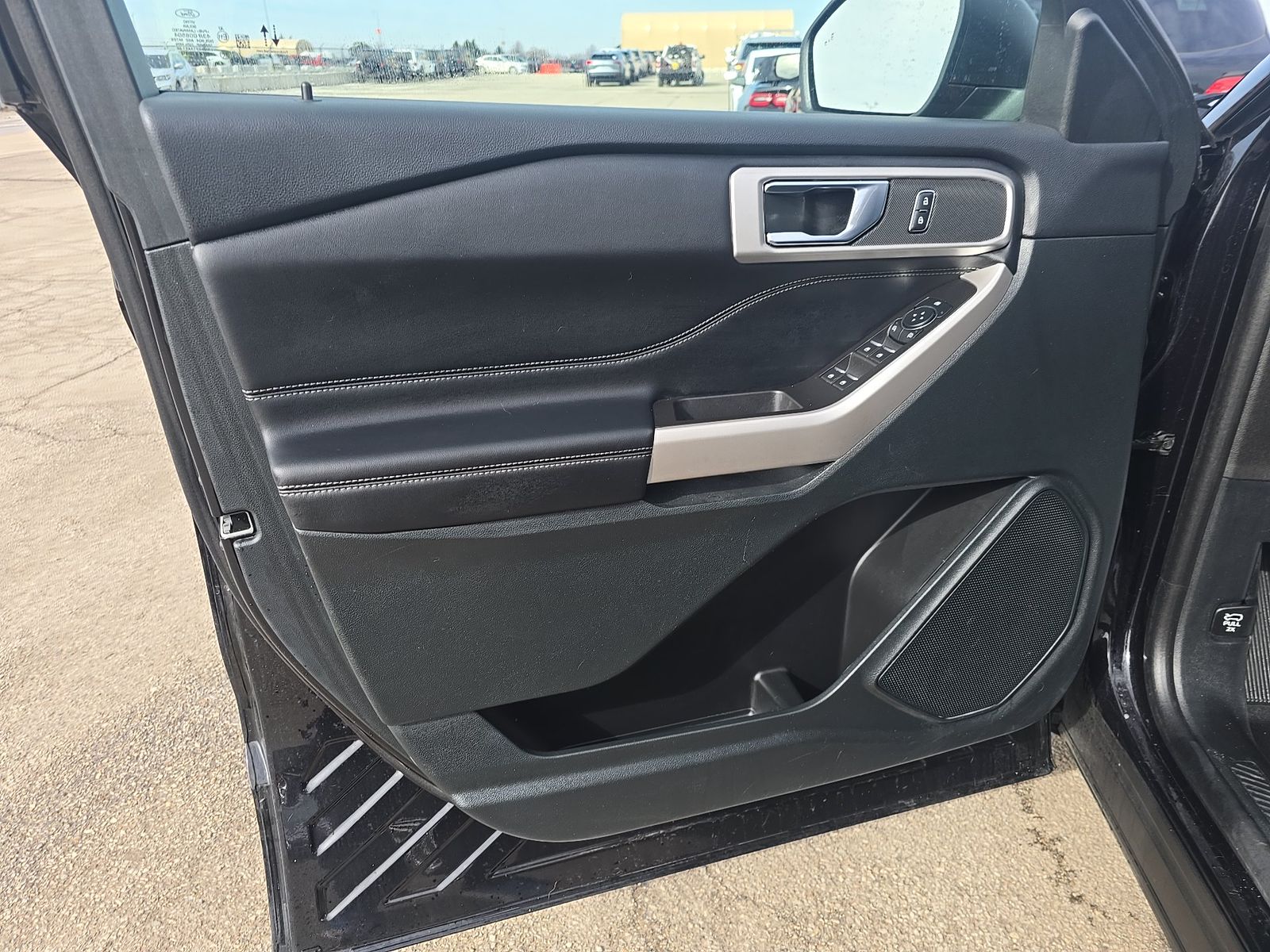 2024 Ford Explorer XLT AWD