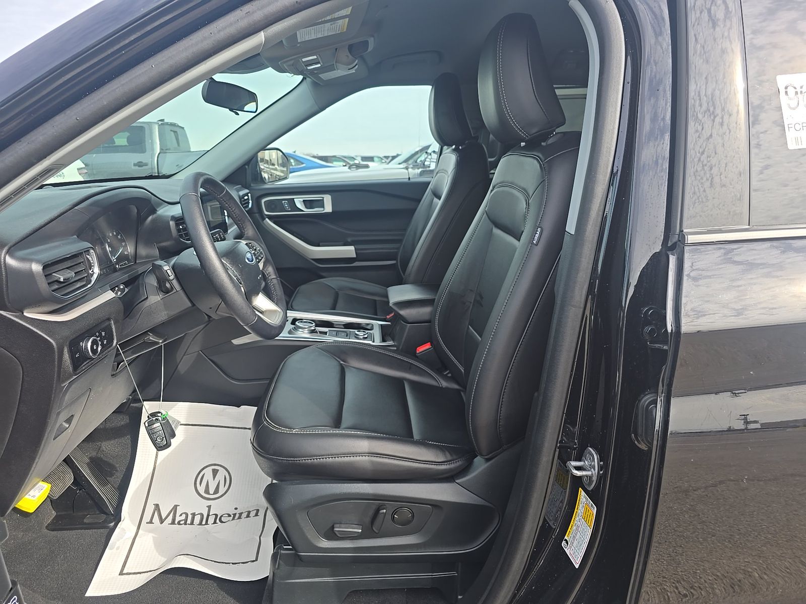 2024 Ford Explorer XLT AWD