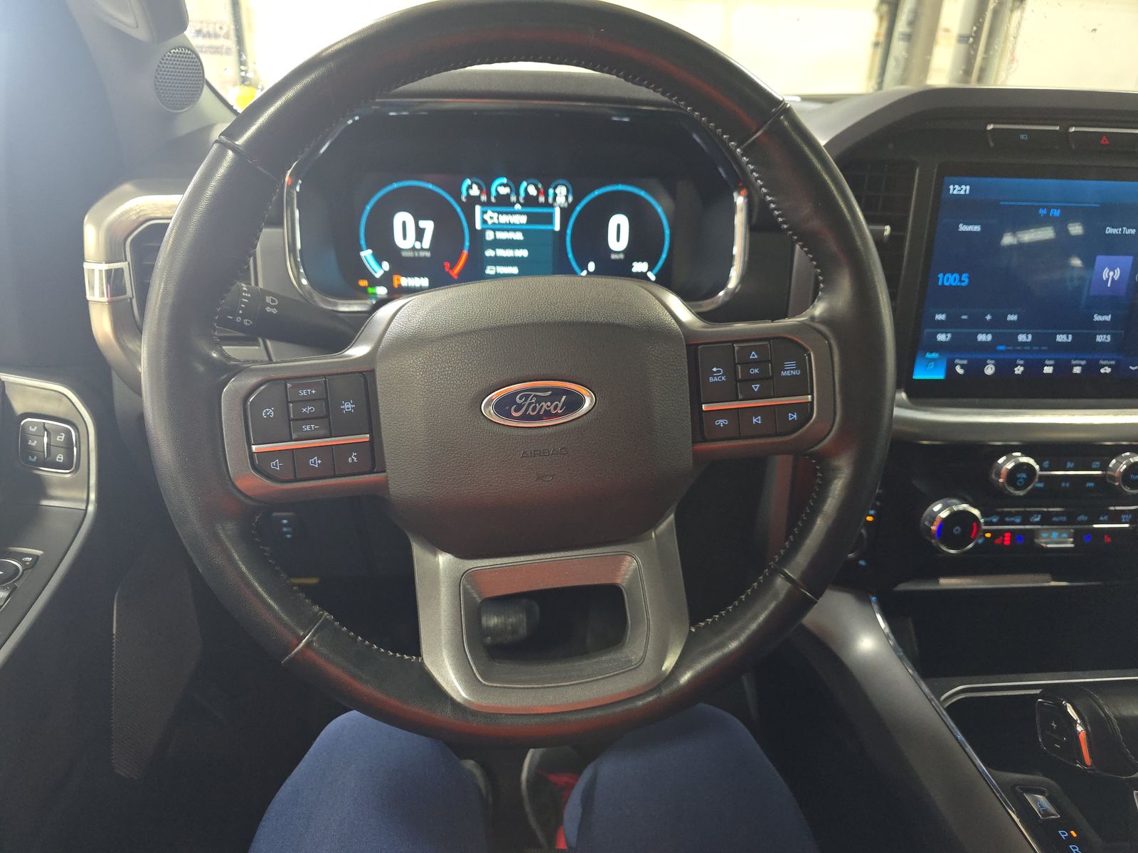 2023 Ford F-150 Lariat AWD