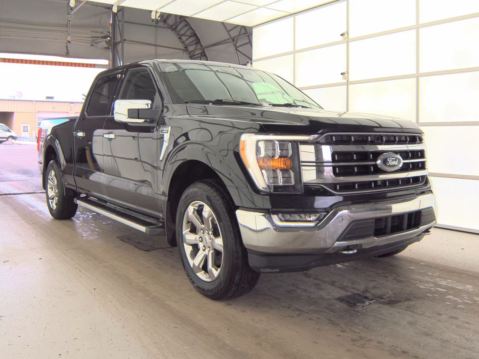 2023 Ford F-150 Lariat AWD
