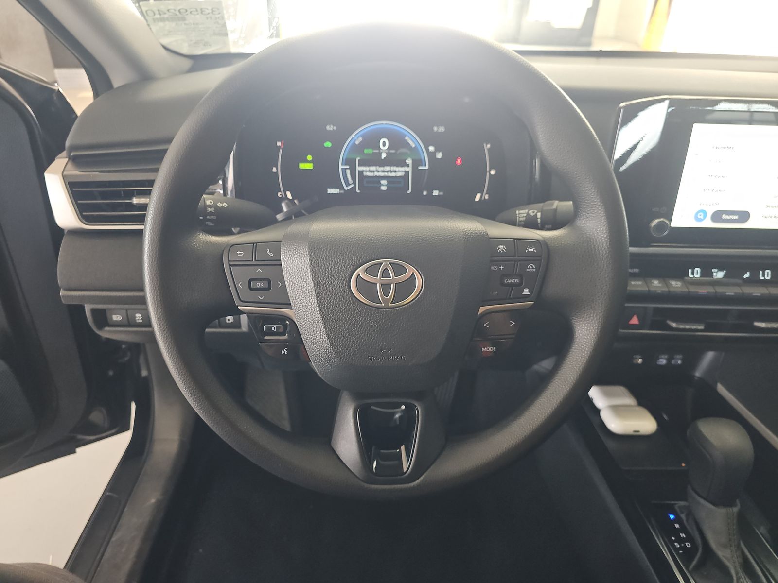 2025 Toyota Camry LE FWD