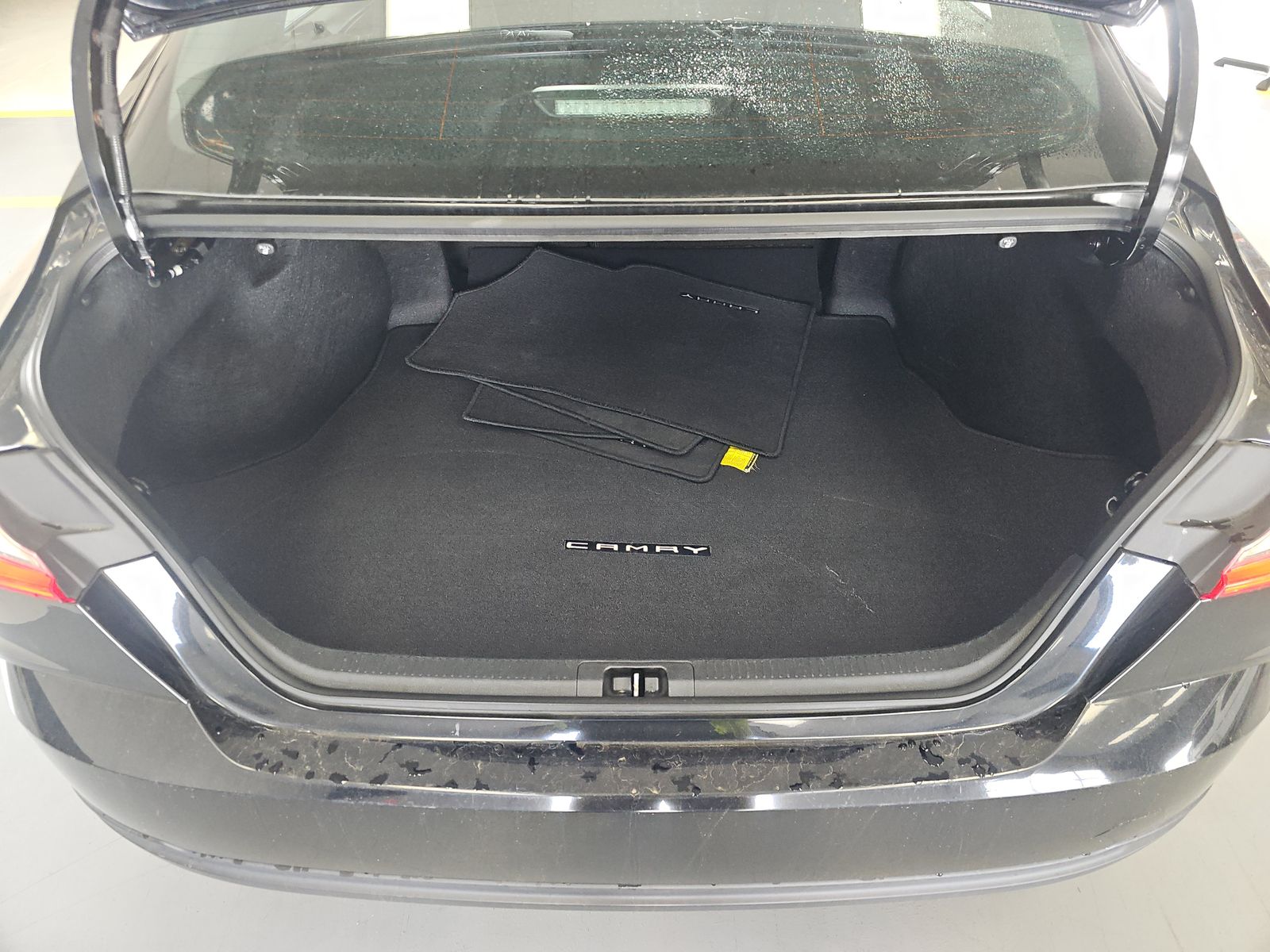 2025 Toyota Camry LE FWD