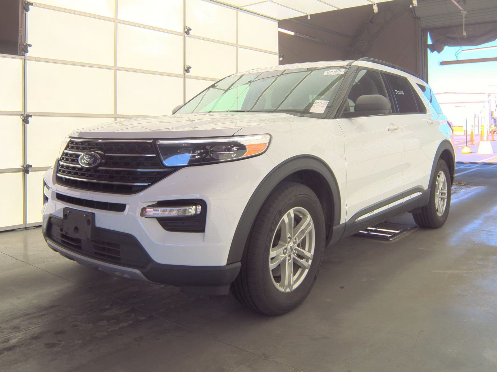 2023 Ford Explorer XLT AWD