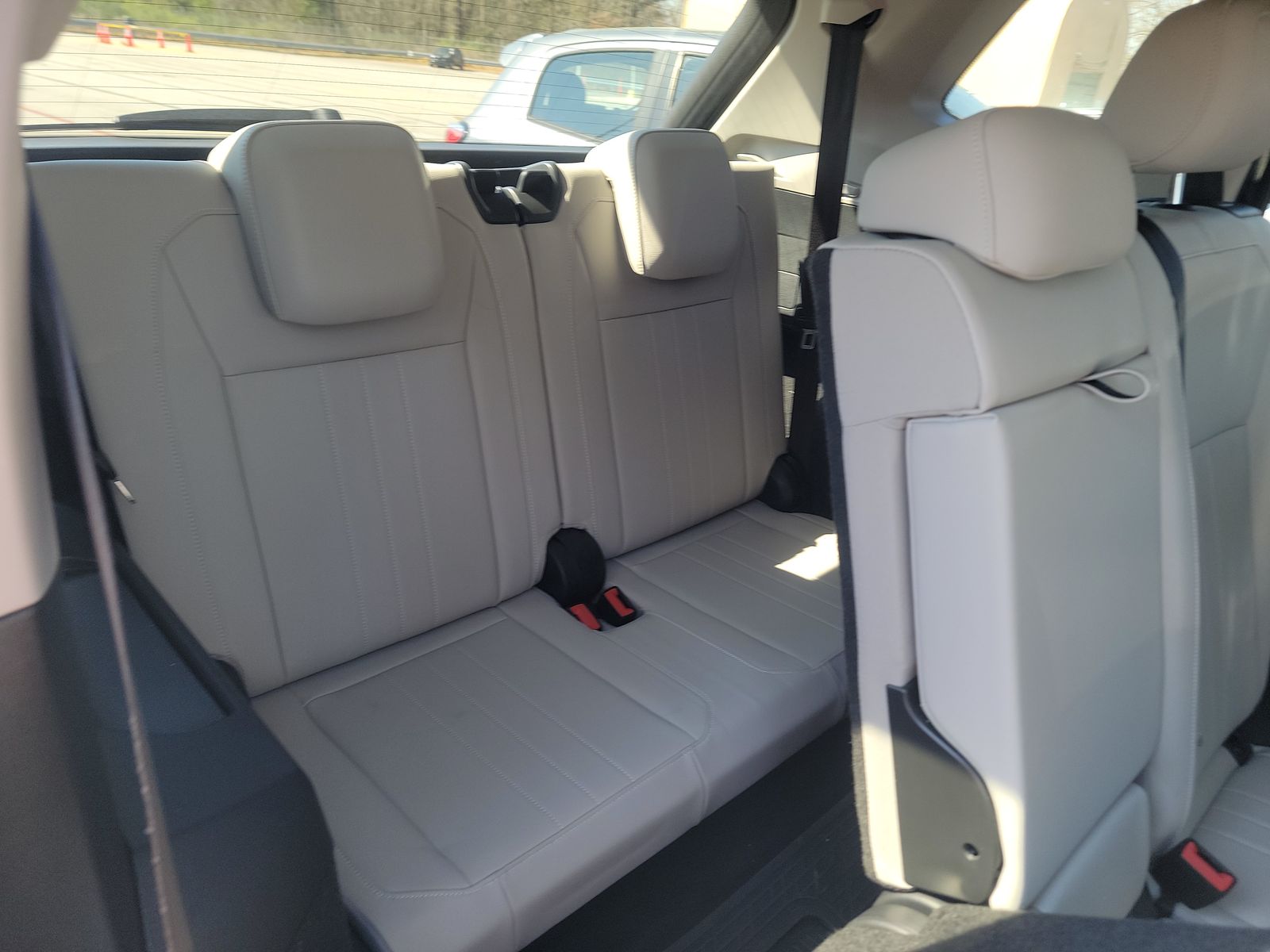 2022 Volkswagen Tiguan 2.0T SE FWD