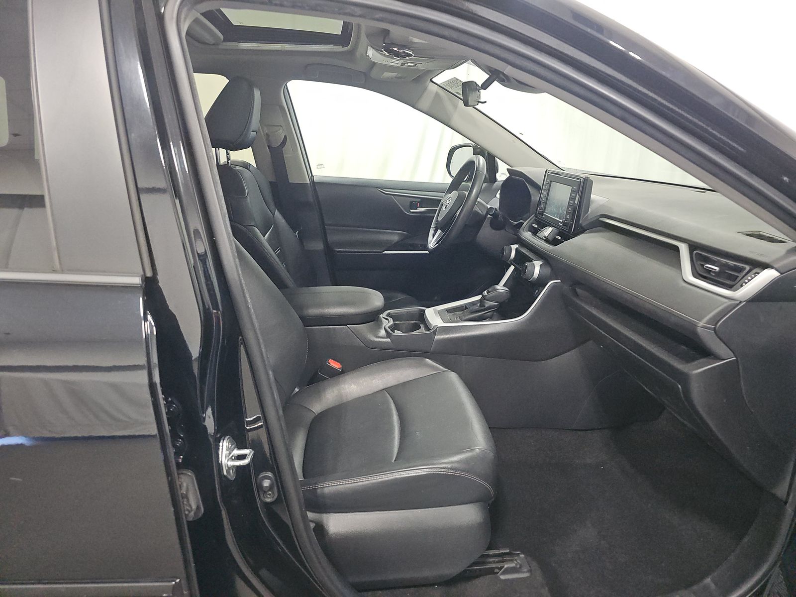 2021 Toyota RAV4 XLE Premium FWD