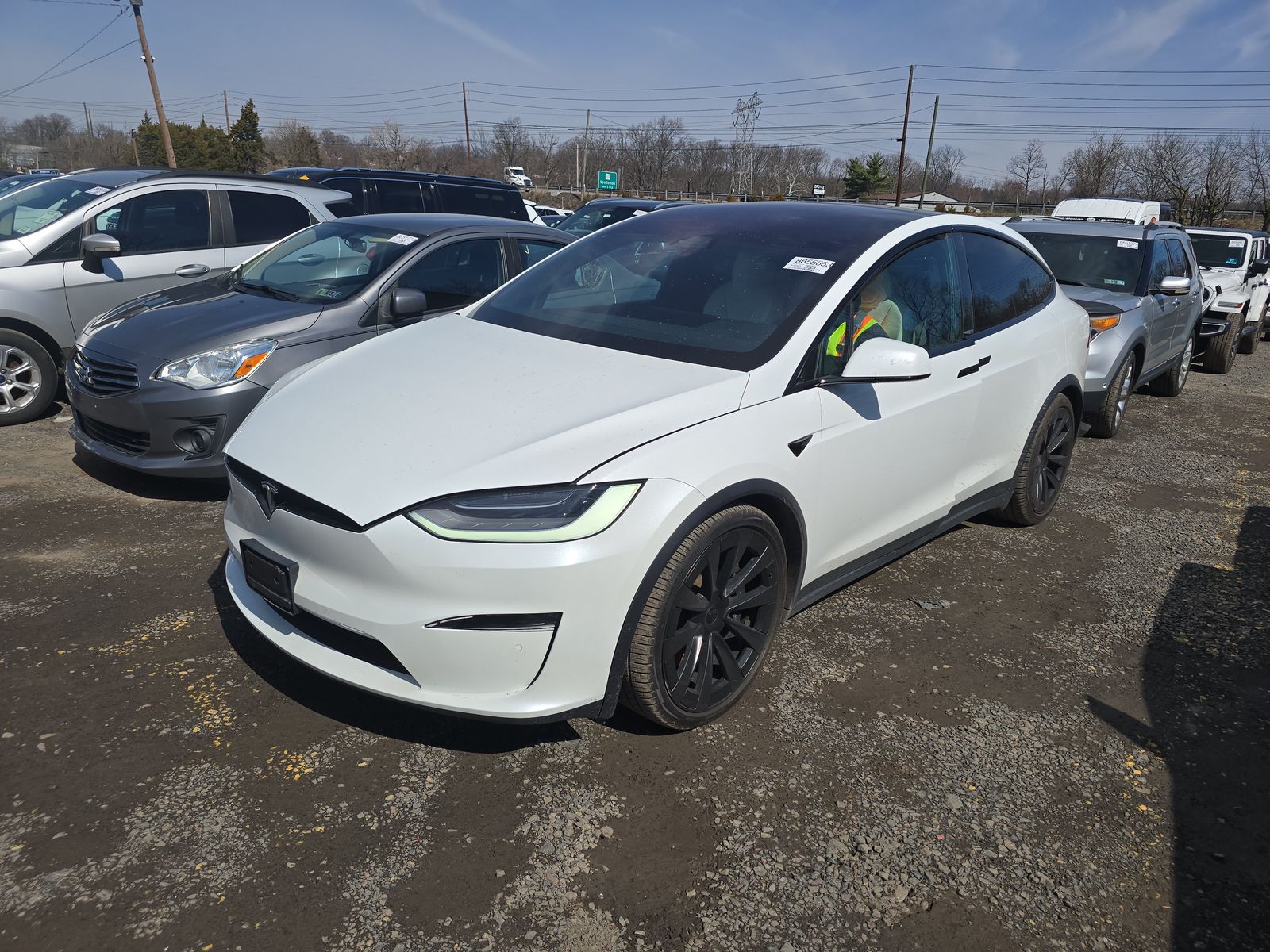 TESLA MODEL X - 1