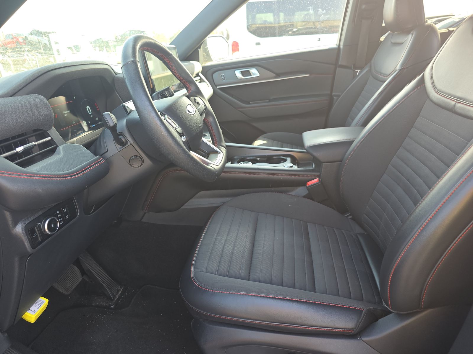 2025 Ford Explorer ST-Line RWD