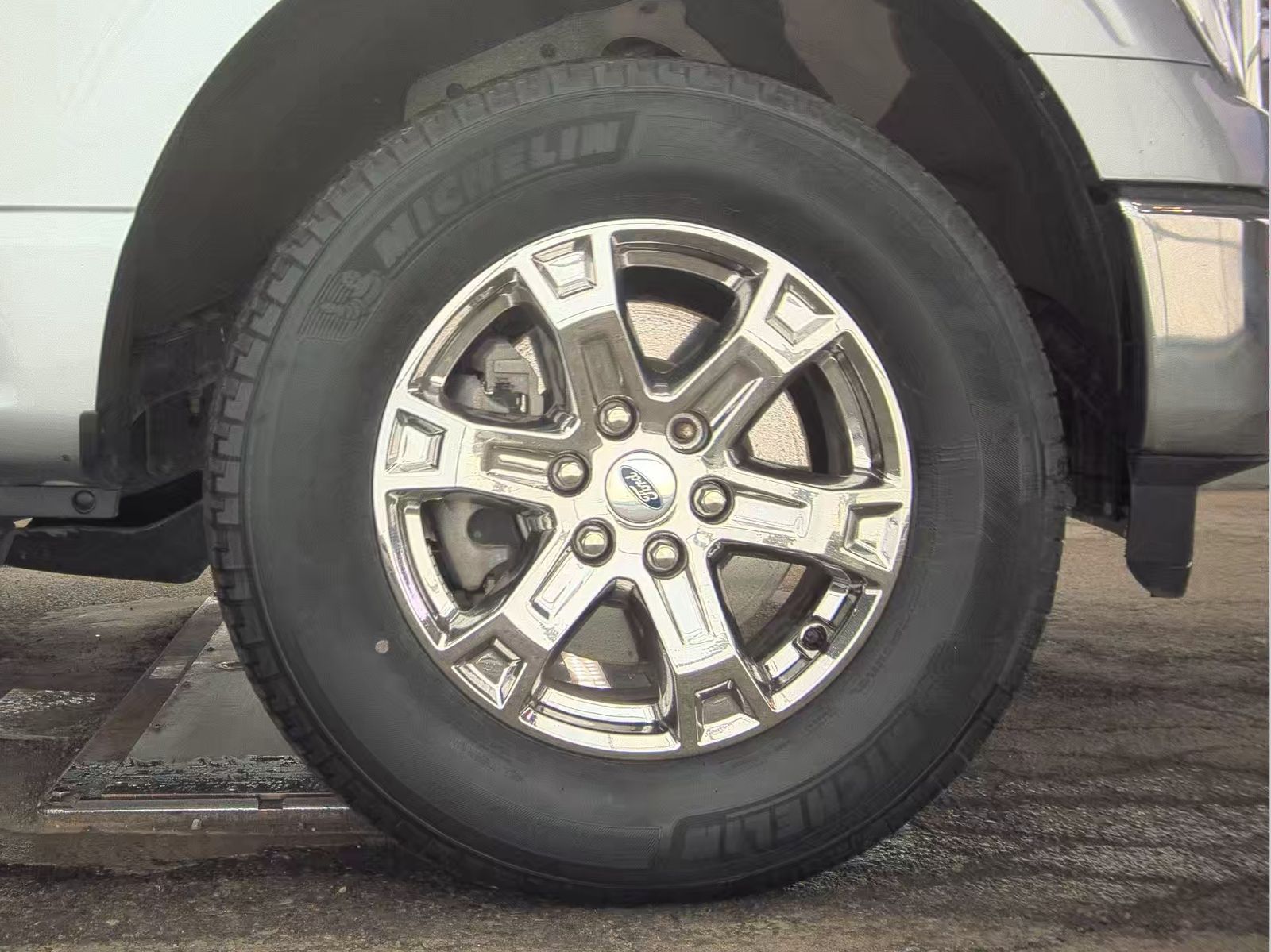 2022 Ford F-150 XLT AWD