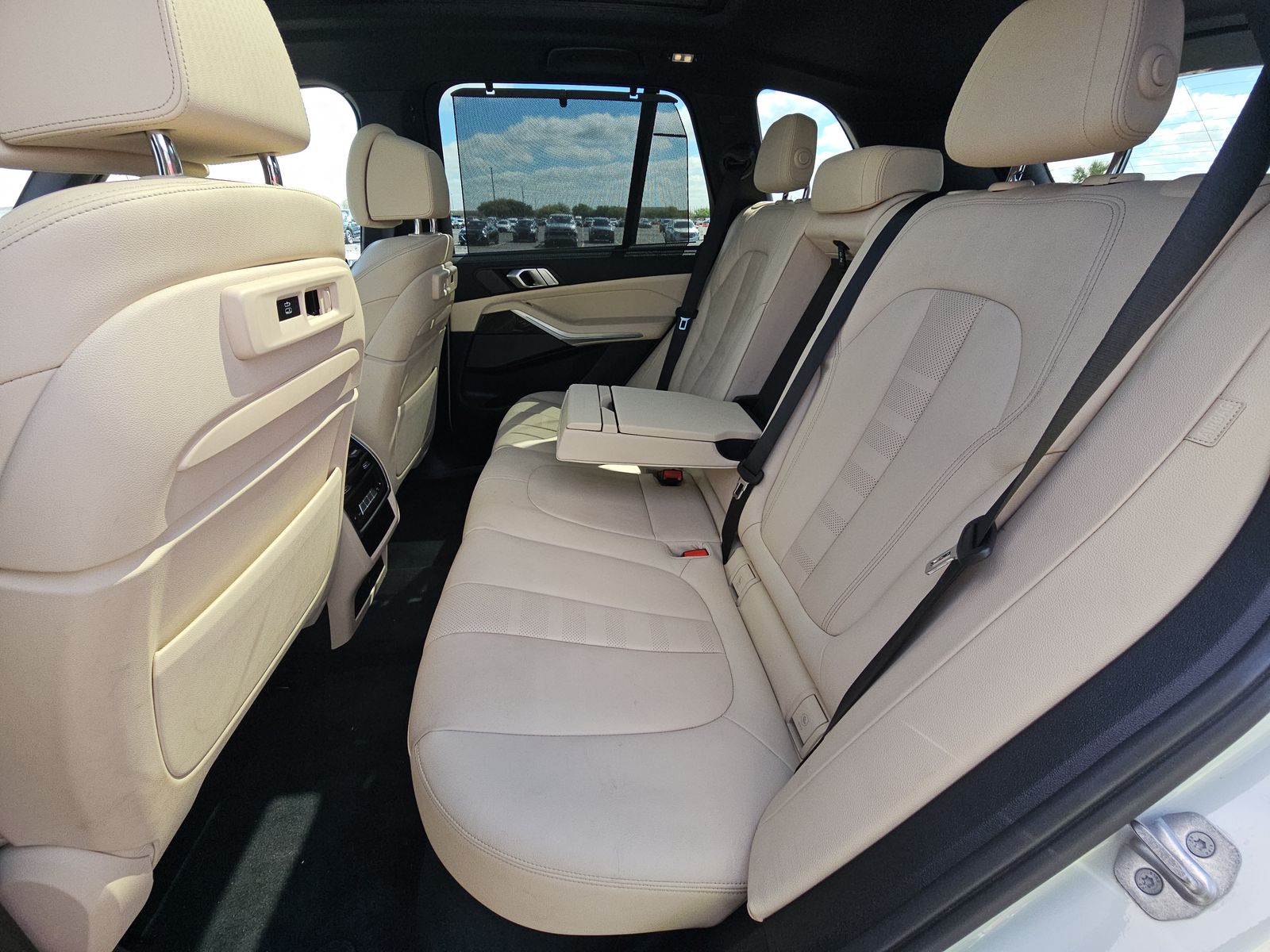 2022 BMW X5 M50i AWD