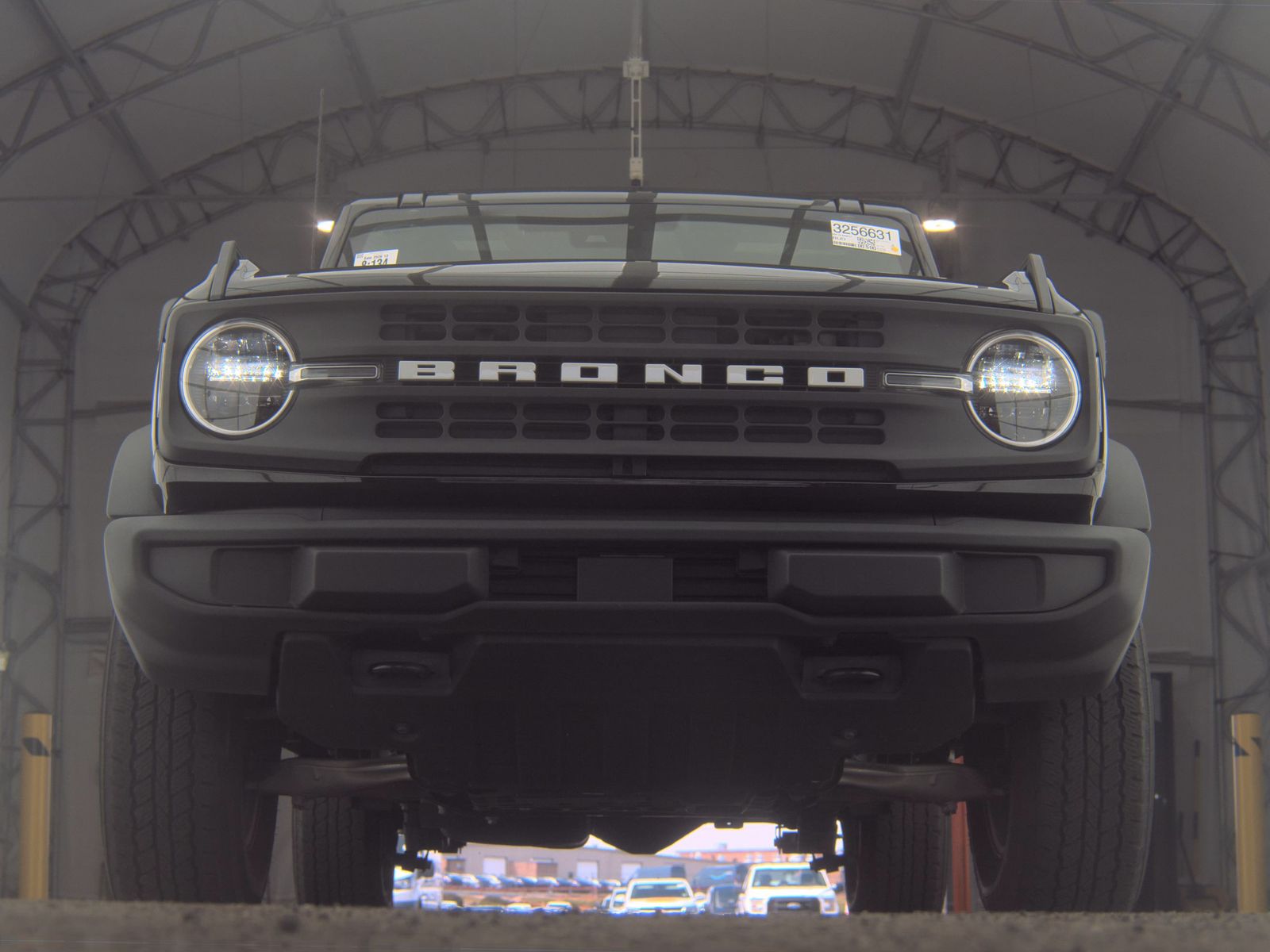 FORD BRONCO - 4