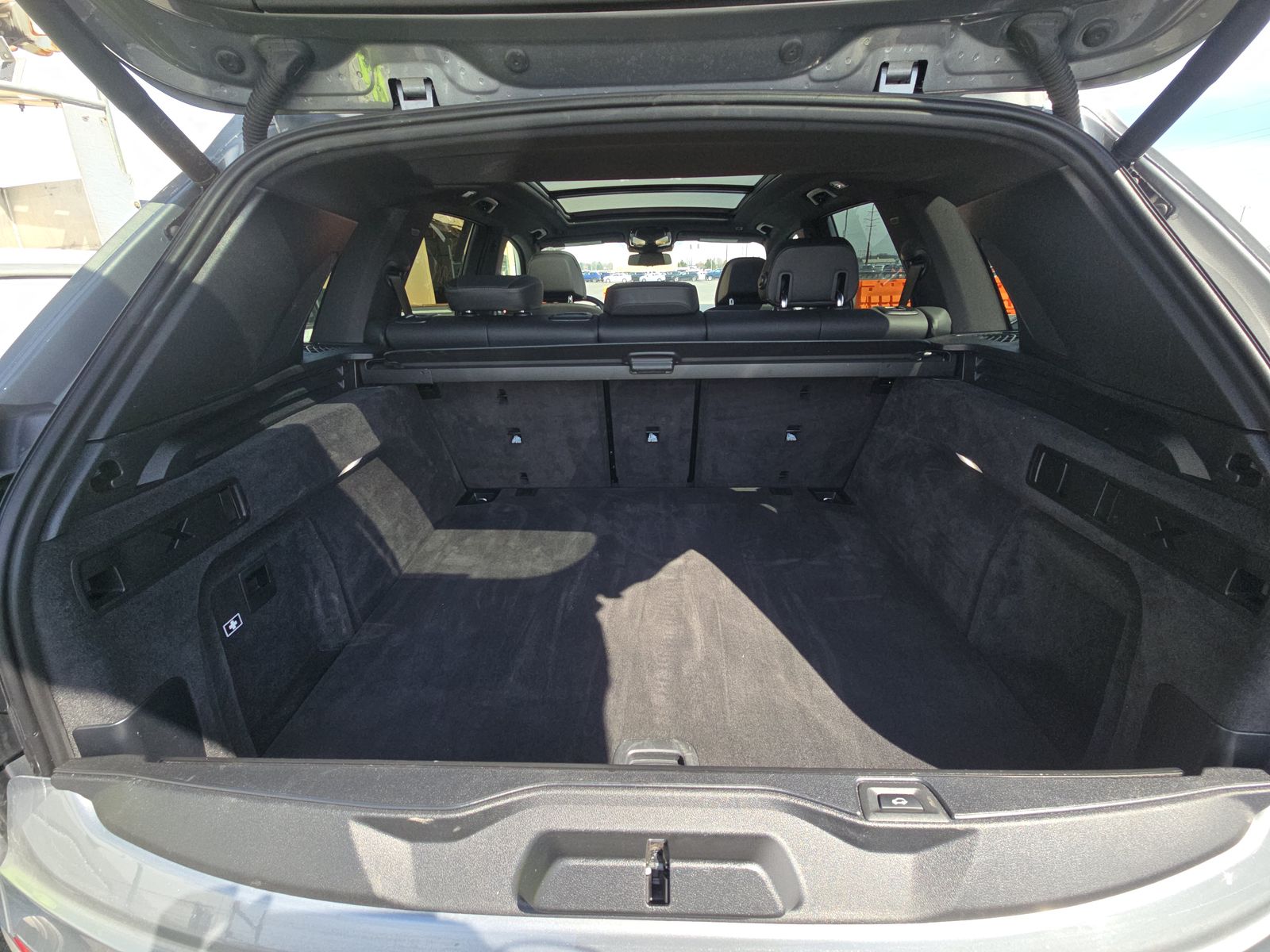 2026 BMW X5 sDrive40i RWD