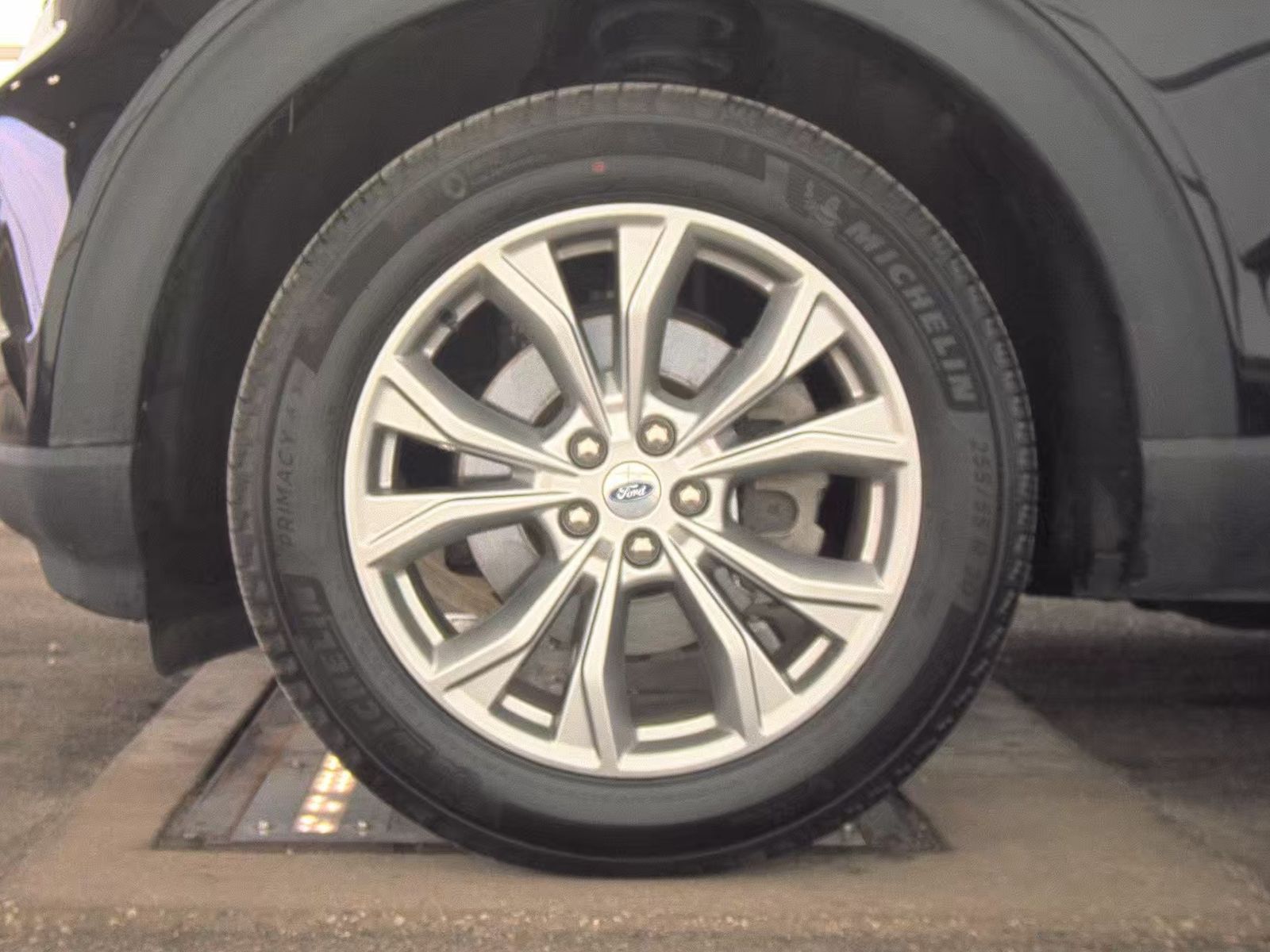 2024 Ford Explorer XLT AWD