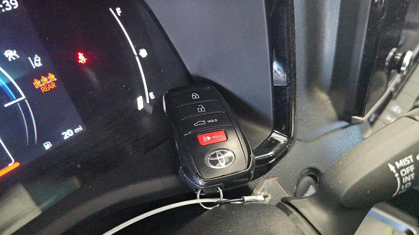 2025 Toyota Camry LE FWD