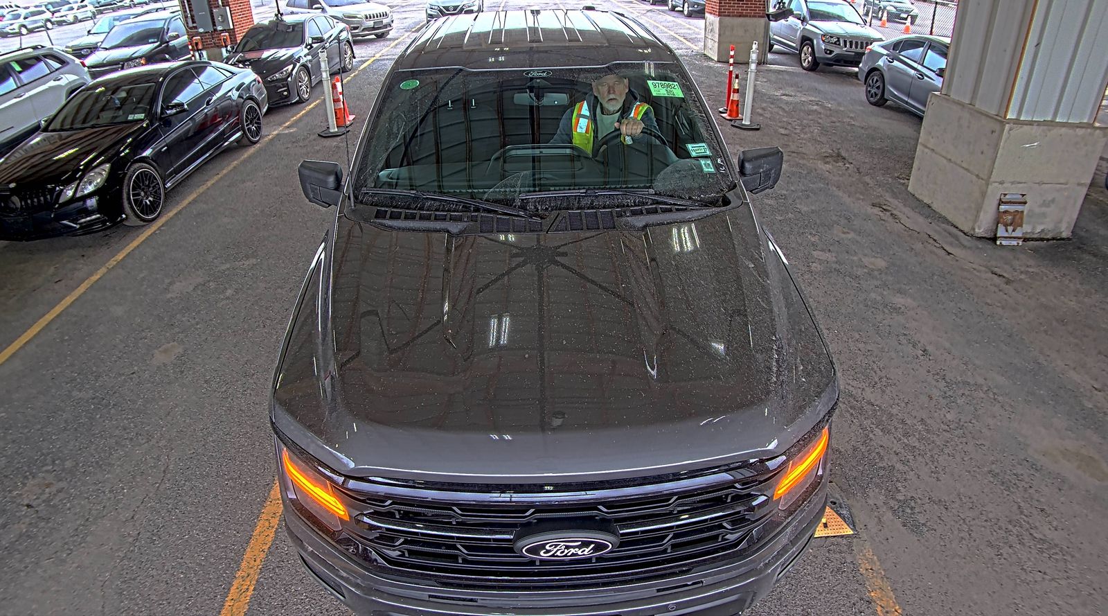 2025 Ford F-150 Hybrid XLT AWD