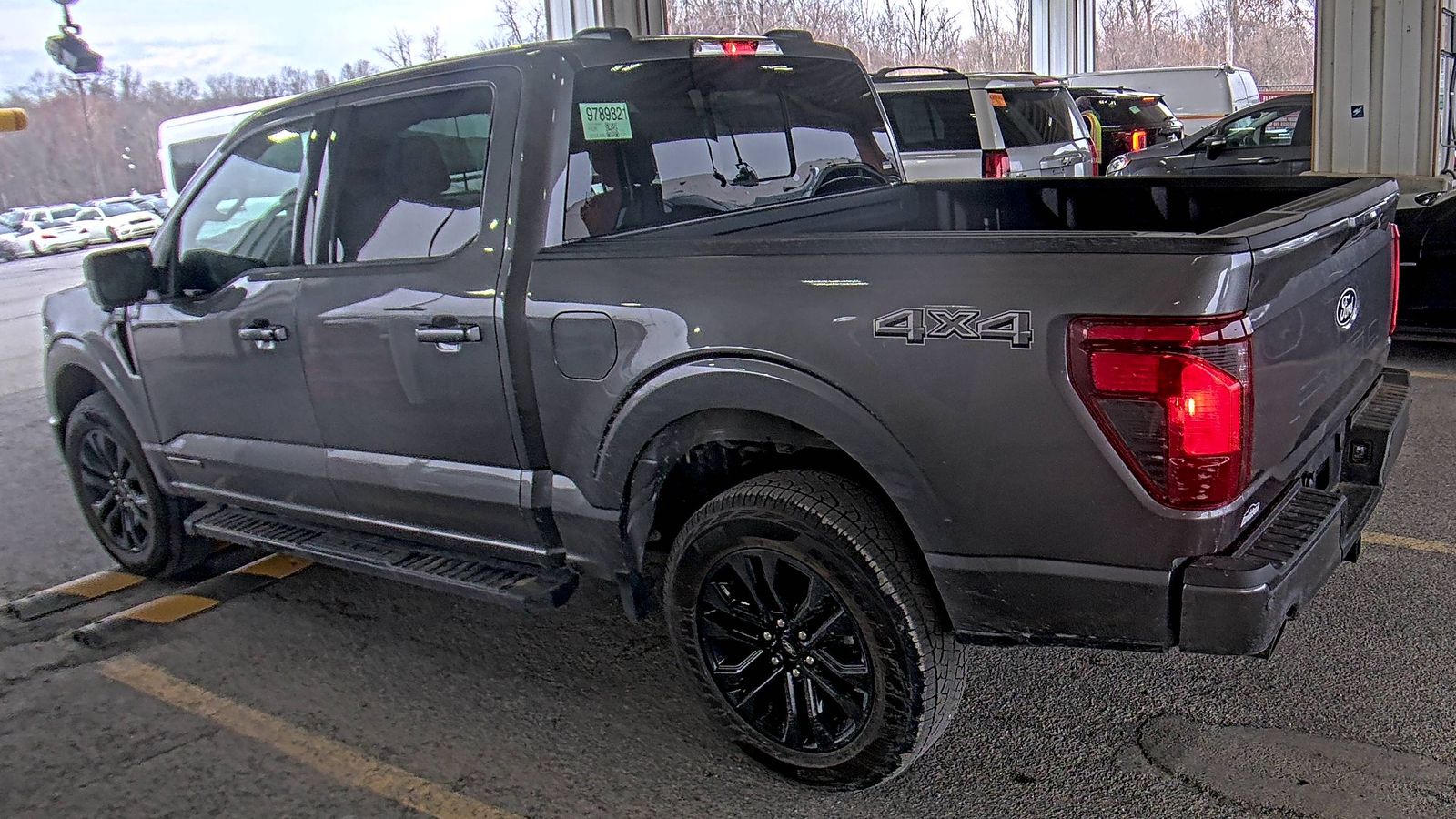 2025 Ford F-150 Hybrid XLT AWD