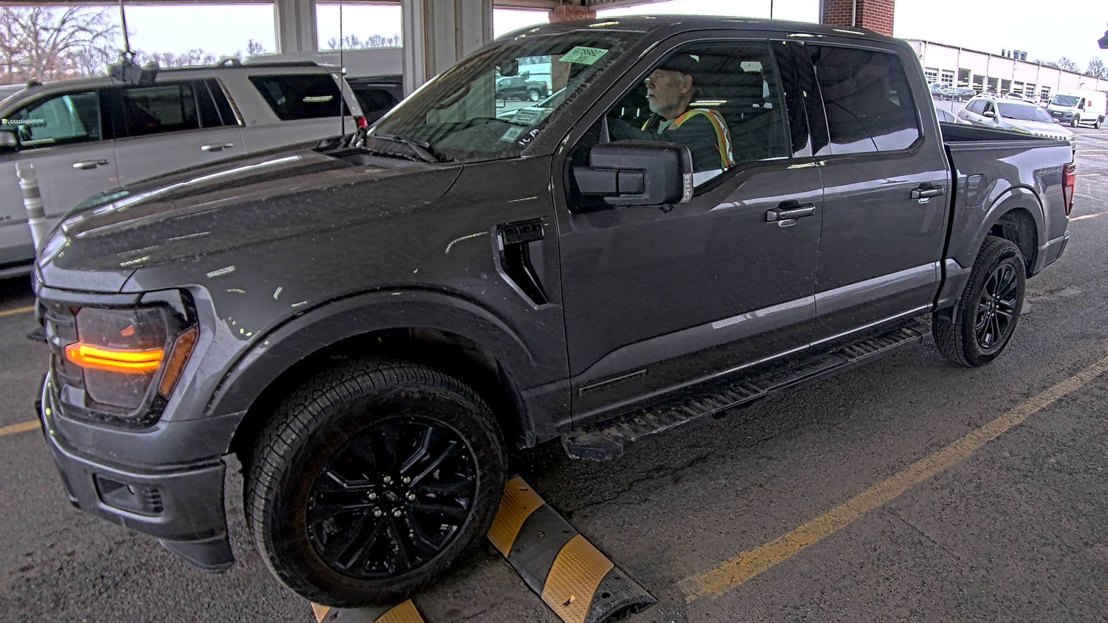 2025 Ford F-150 Hybrid XLT AWD