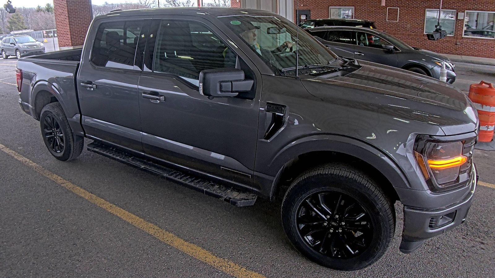 2025 Ford F-150 Hybrid XLT AWD