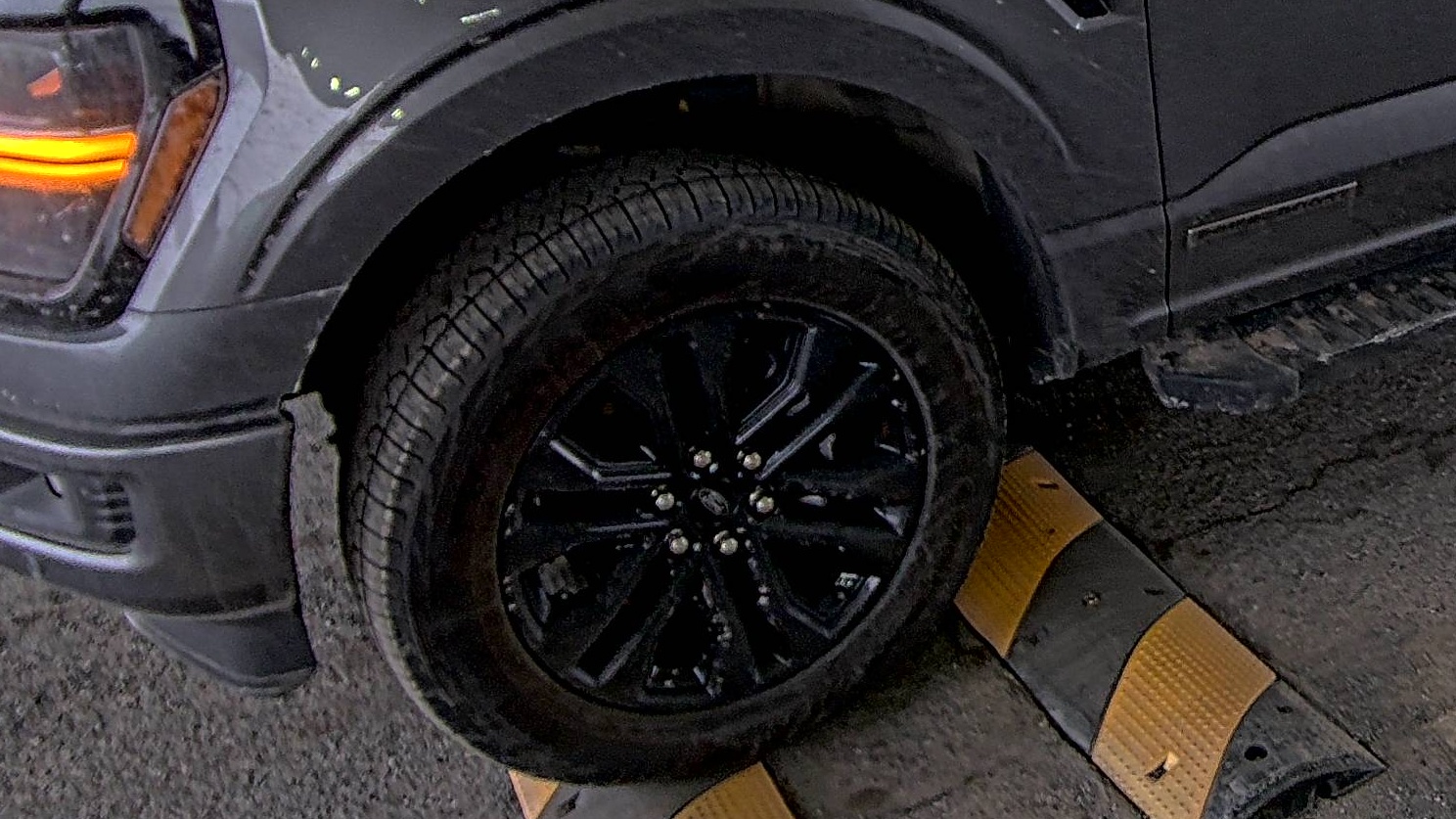 2025 Ford F-150 Hybrid XLT AWD