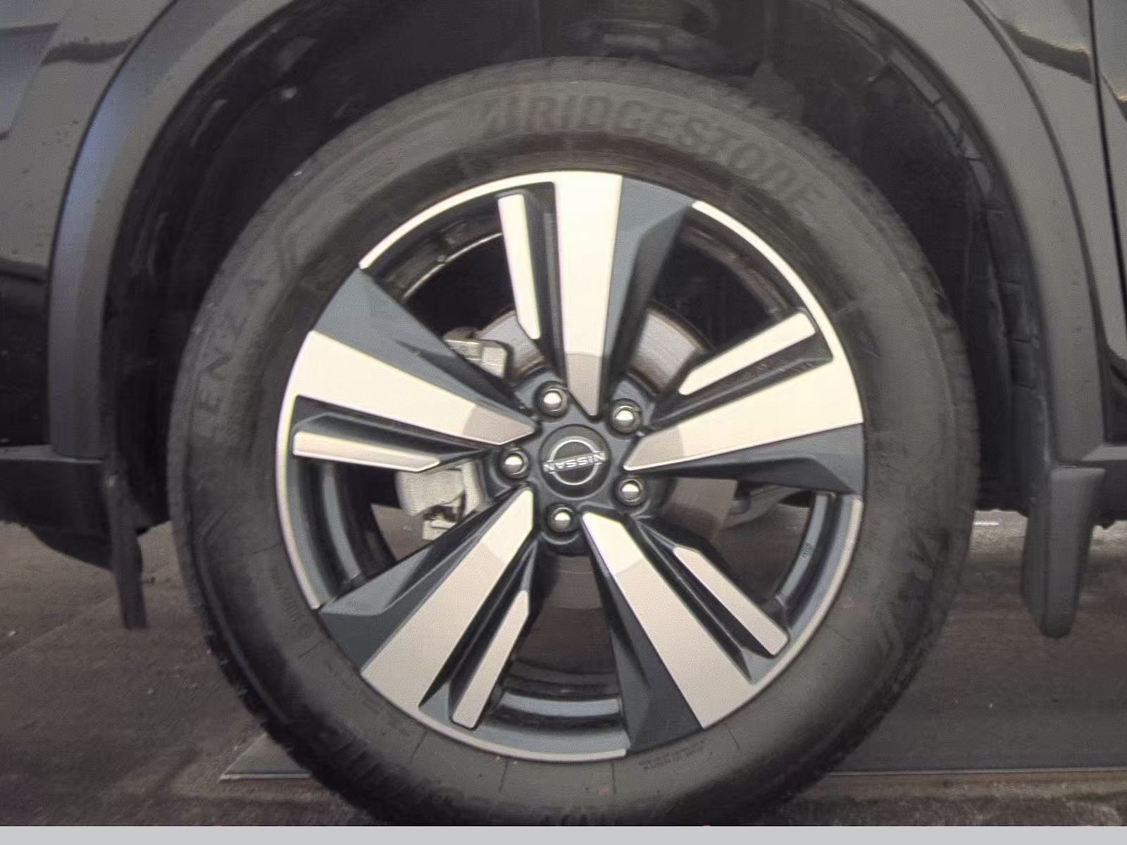 2023 Nissan Rogue SL FWD