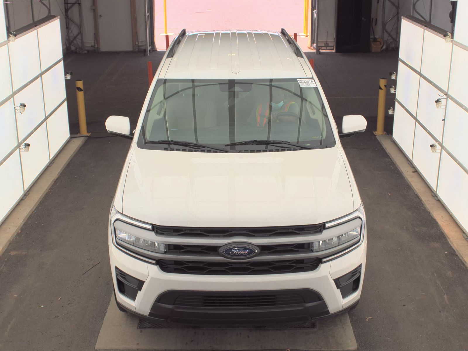 FORD EXPEDITION - 3