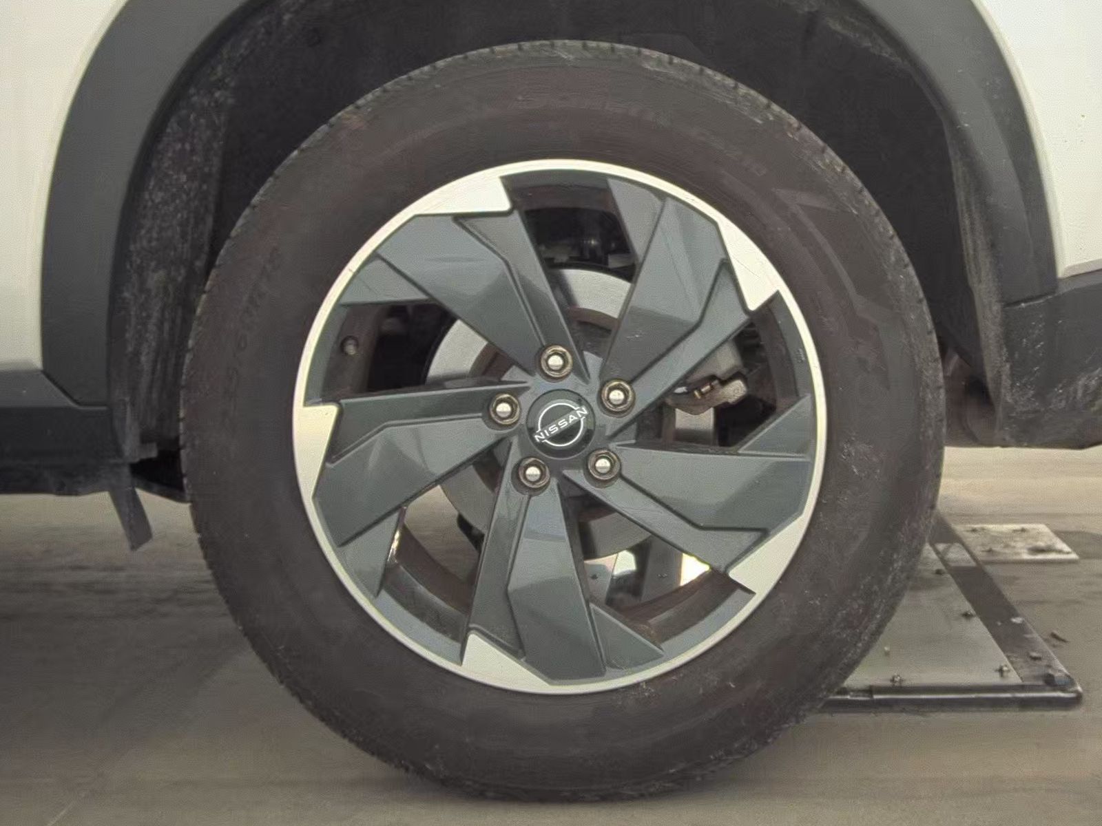 2024 Nissan Rogue SV FWD