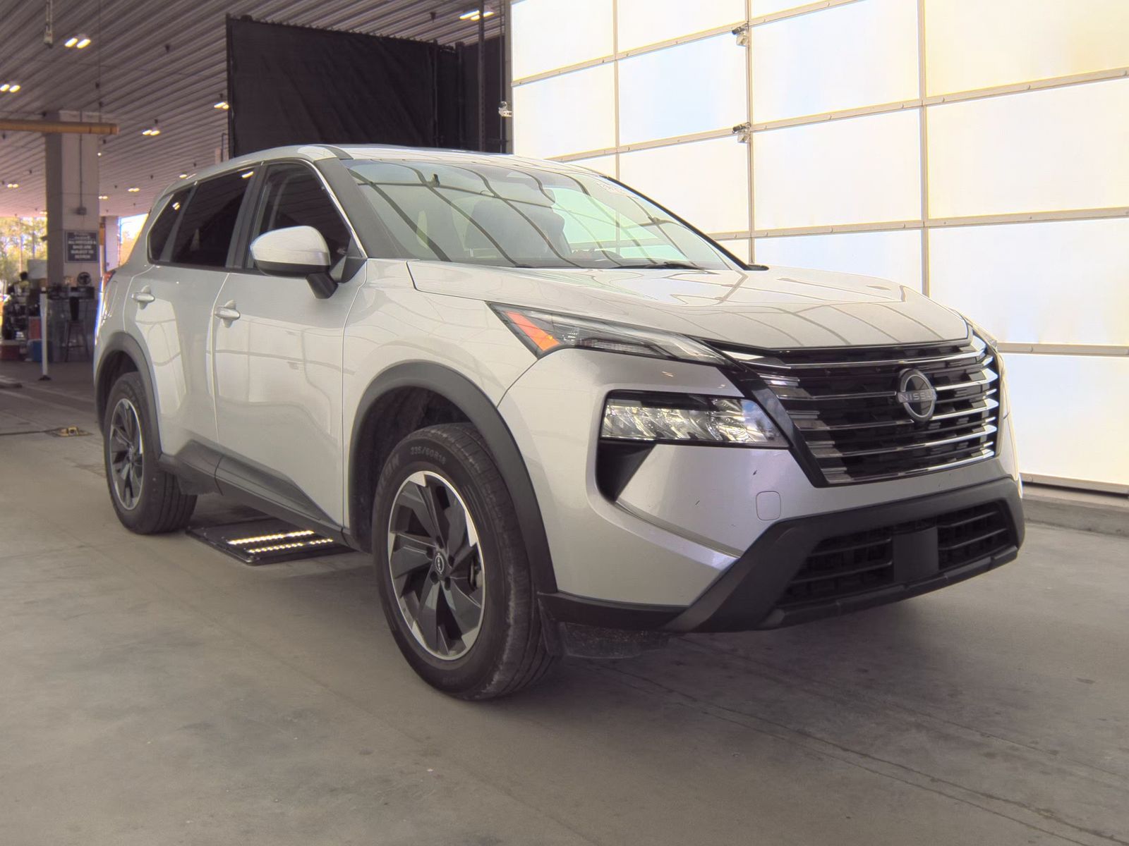 2024 Nissan Rogue SV FWD