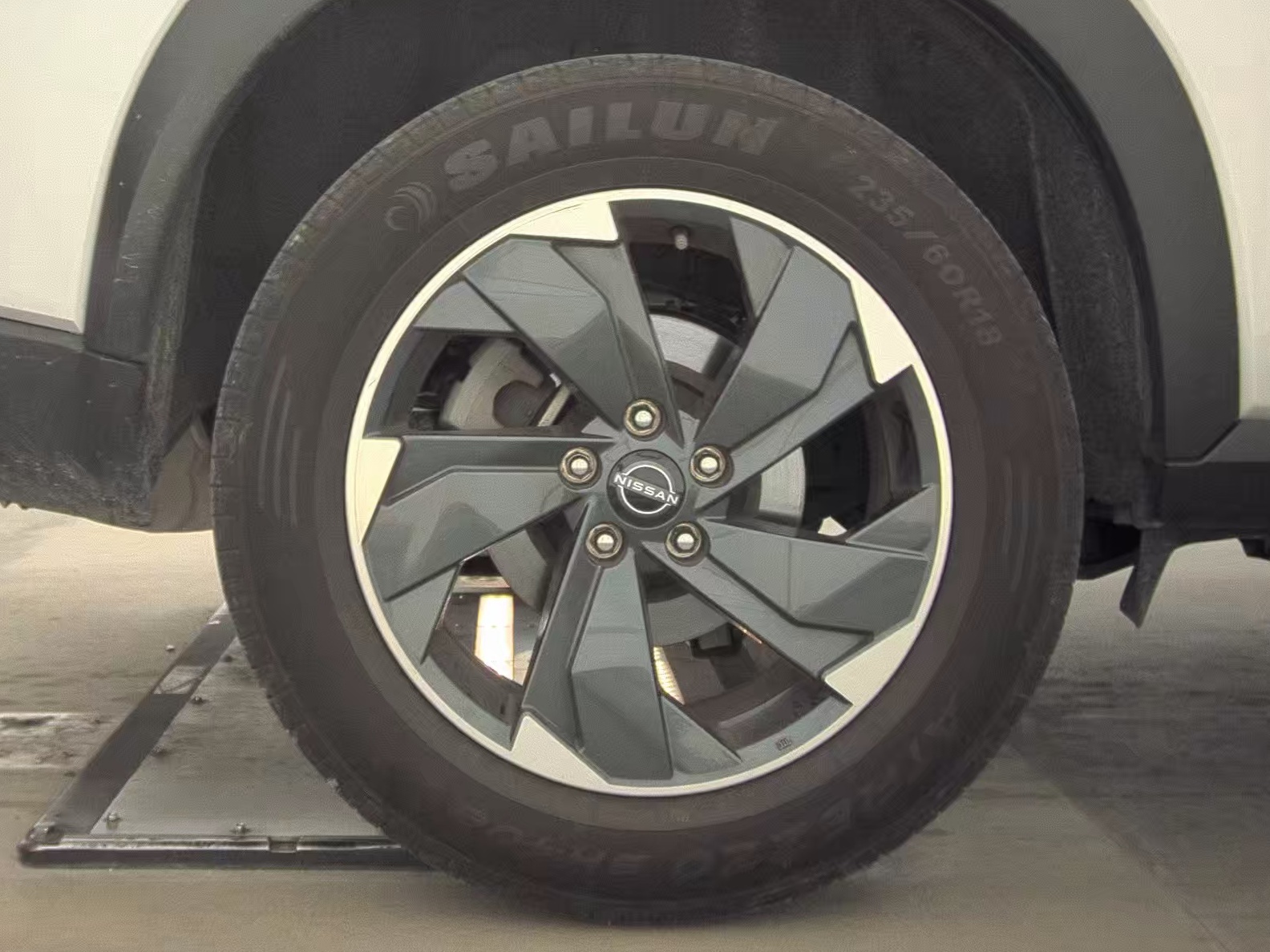 2024 Nissan Rogue SV FWD