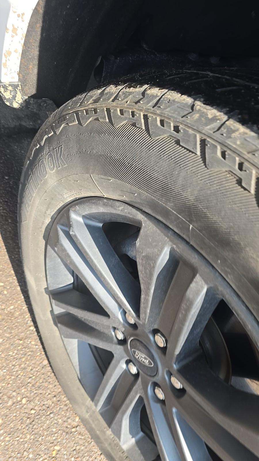 2023 Ford F-150 Lariat AWD