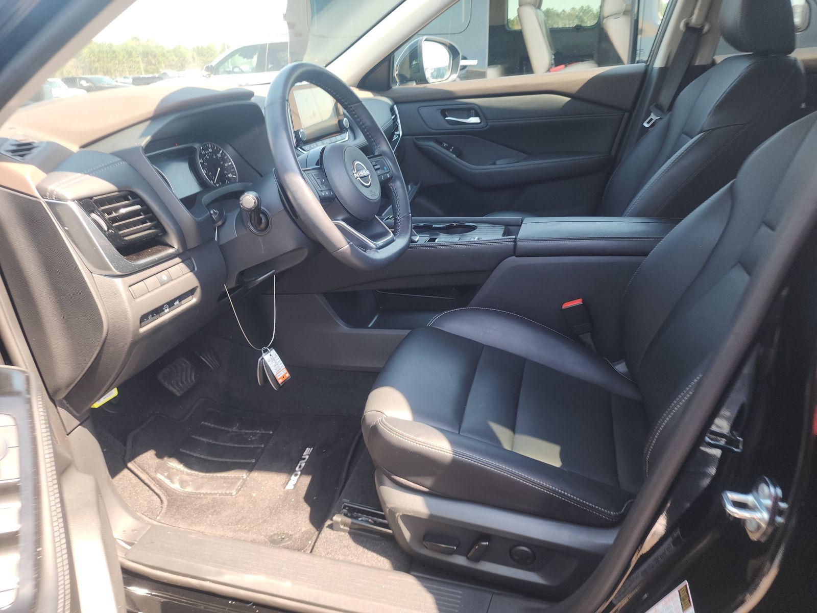 2023 Nissan Rogue SL FWD