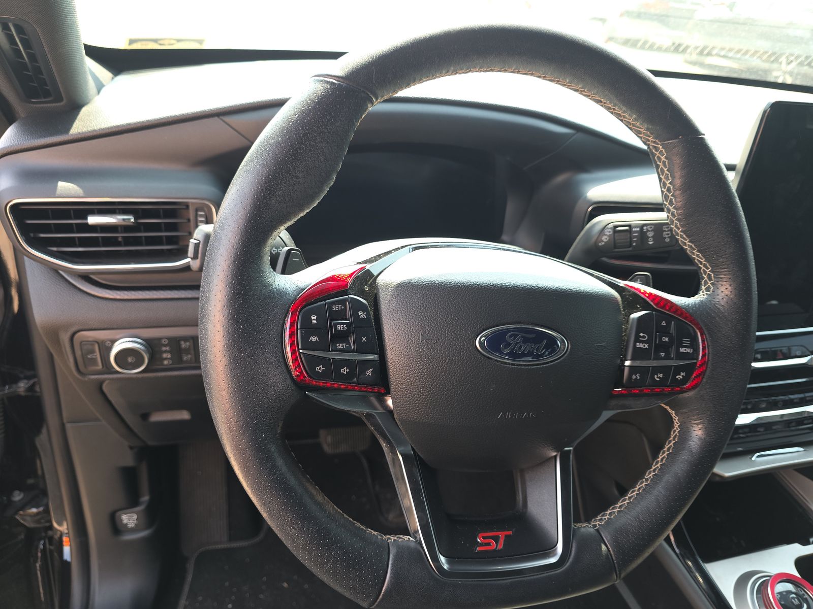 2022 Ford Explorer ST AWD