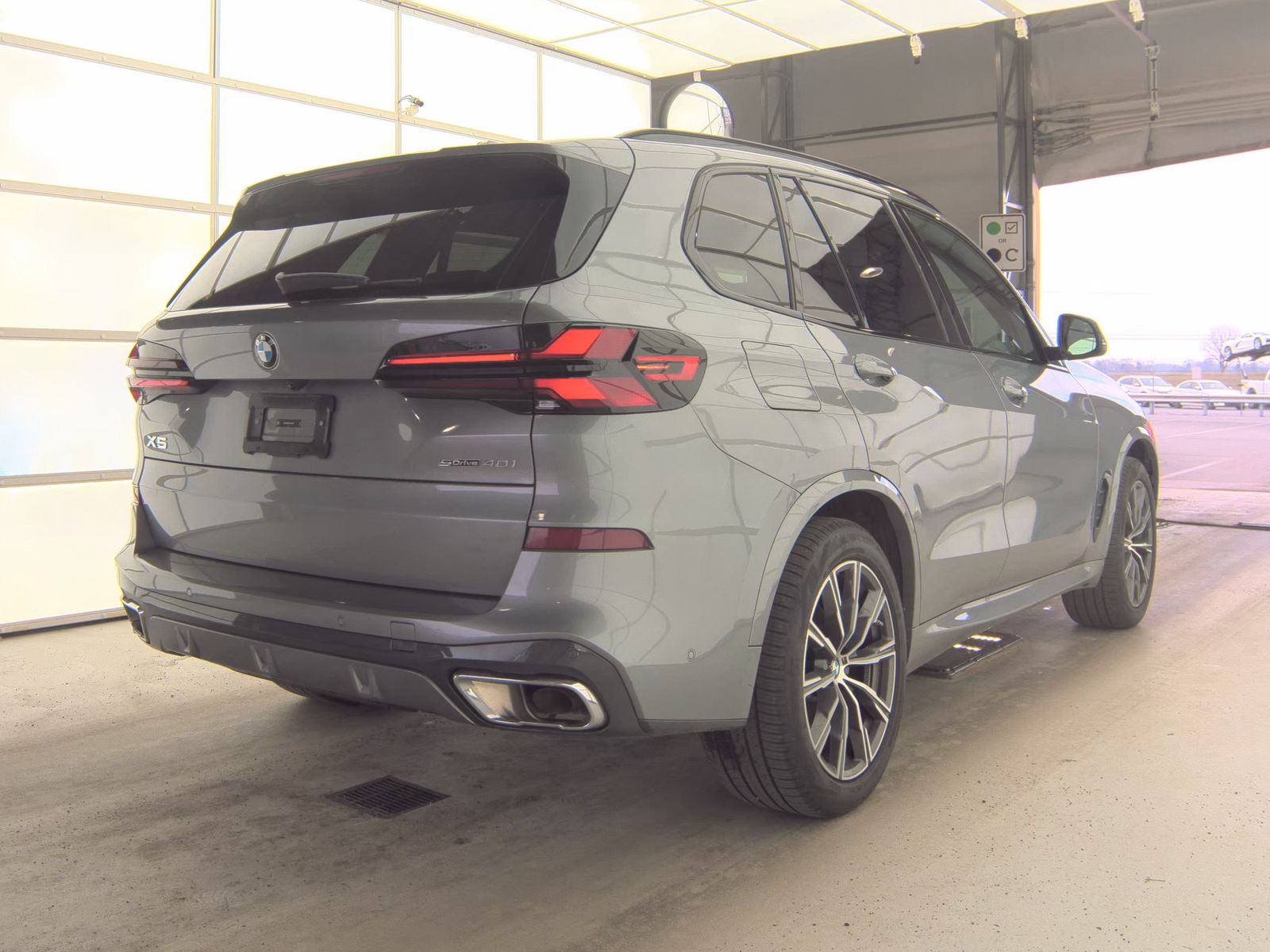 2026 BMW X5 sDrive40i RWD